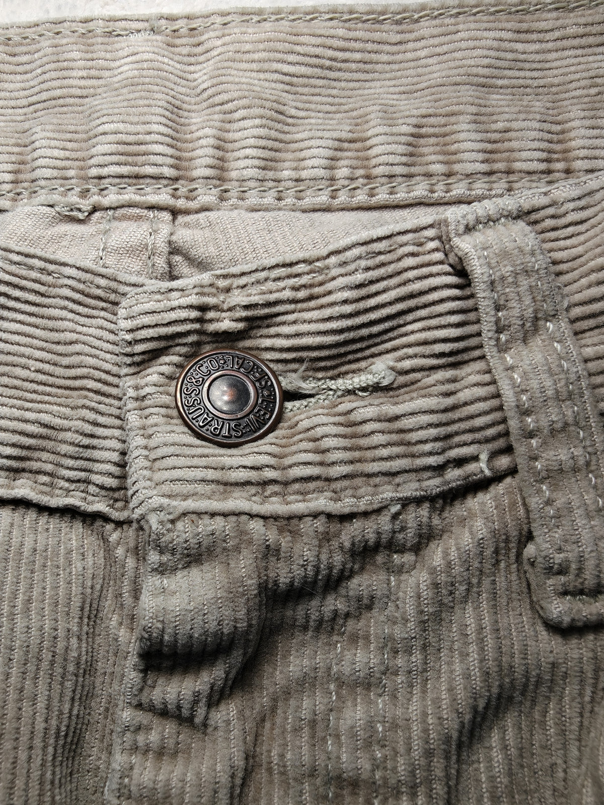 Men Levi’s 534 Light Beige Slim Straight W31 L32 Vintage 1996 Jeans