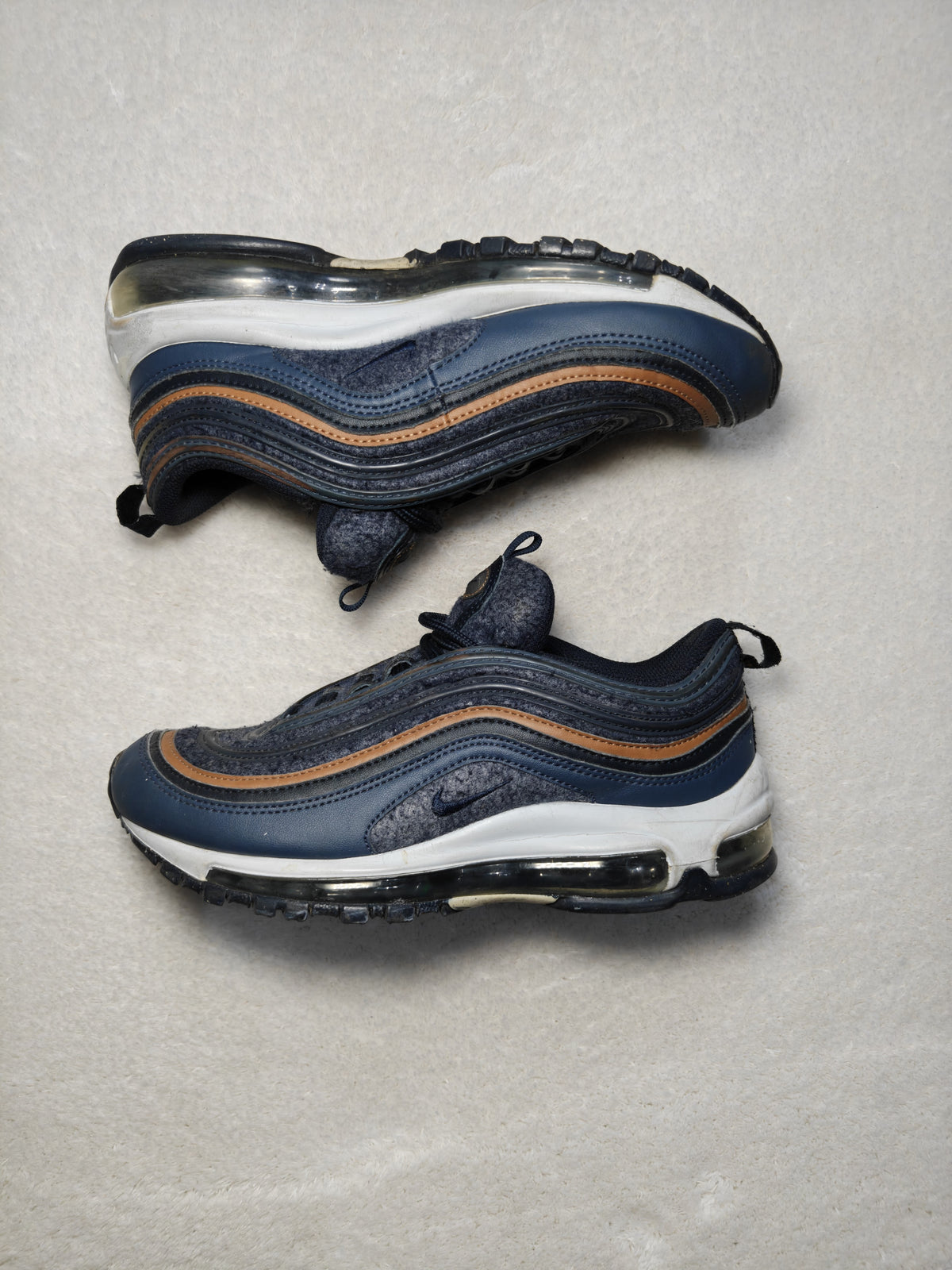 Boys Nike Air Max 97 SE GS Thunder Blue Dark Obsidian EU 37.5 Sneakers