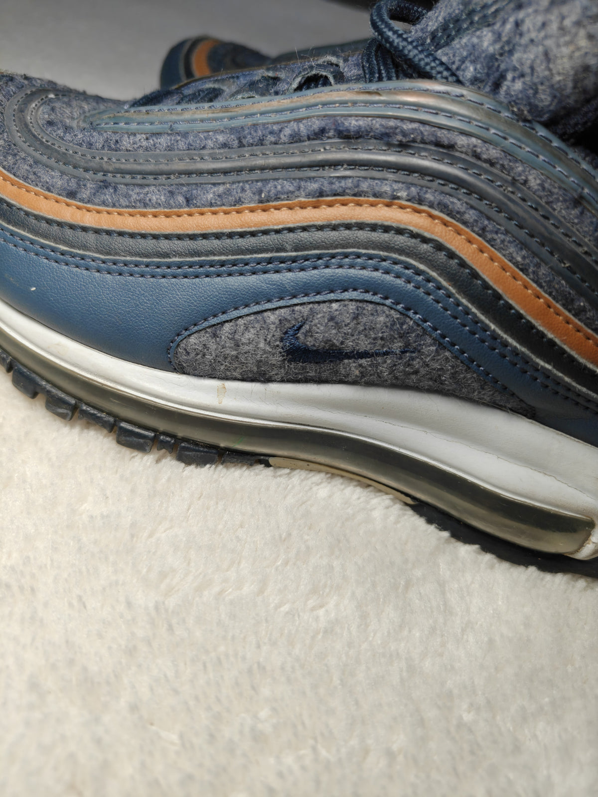 Boys Nike Air Max 97 SE GS Thunder Blue Dark Obsidian EU 37.5 Sneakers