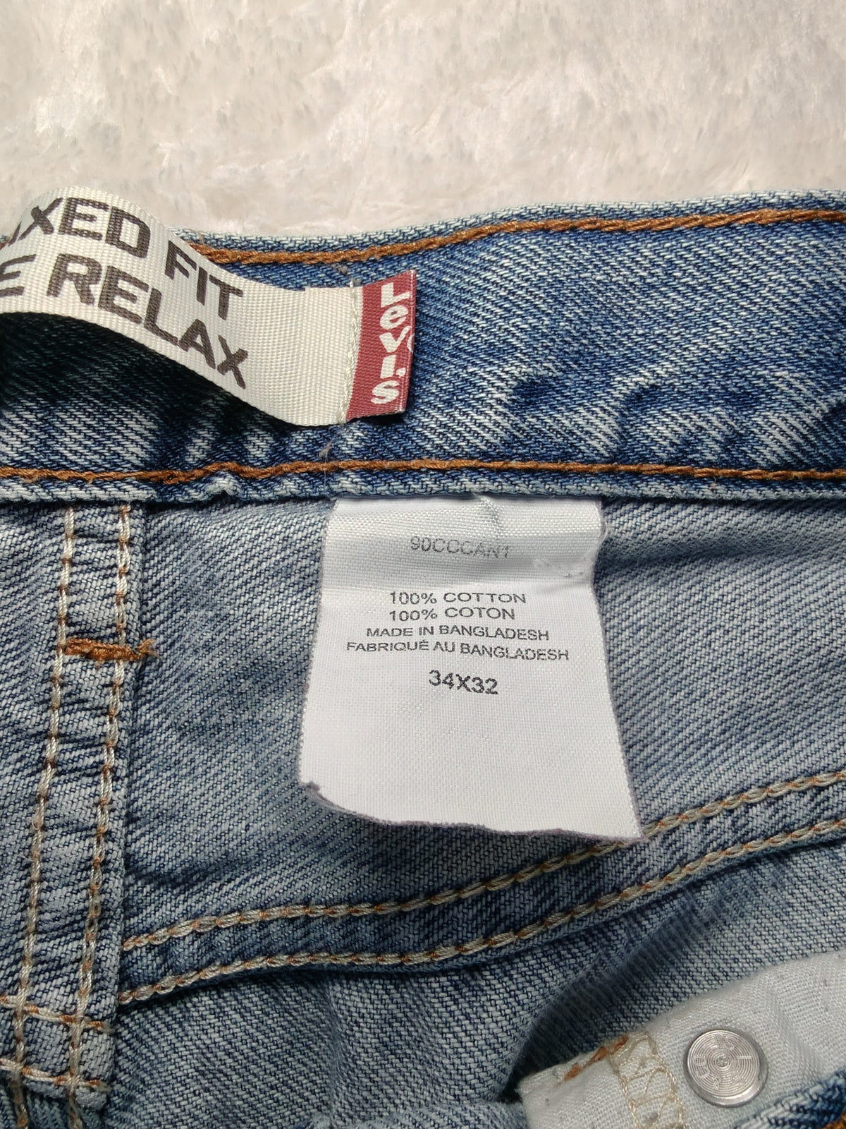 Men Levi’s 550 Blue Relaxed Tapered W34 L32 Jeans
