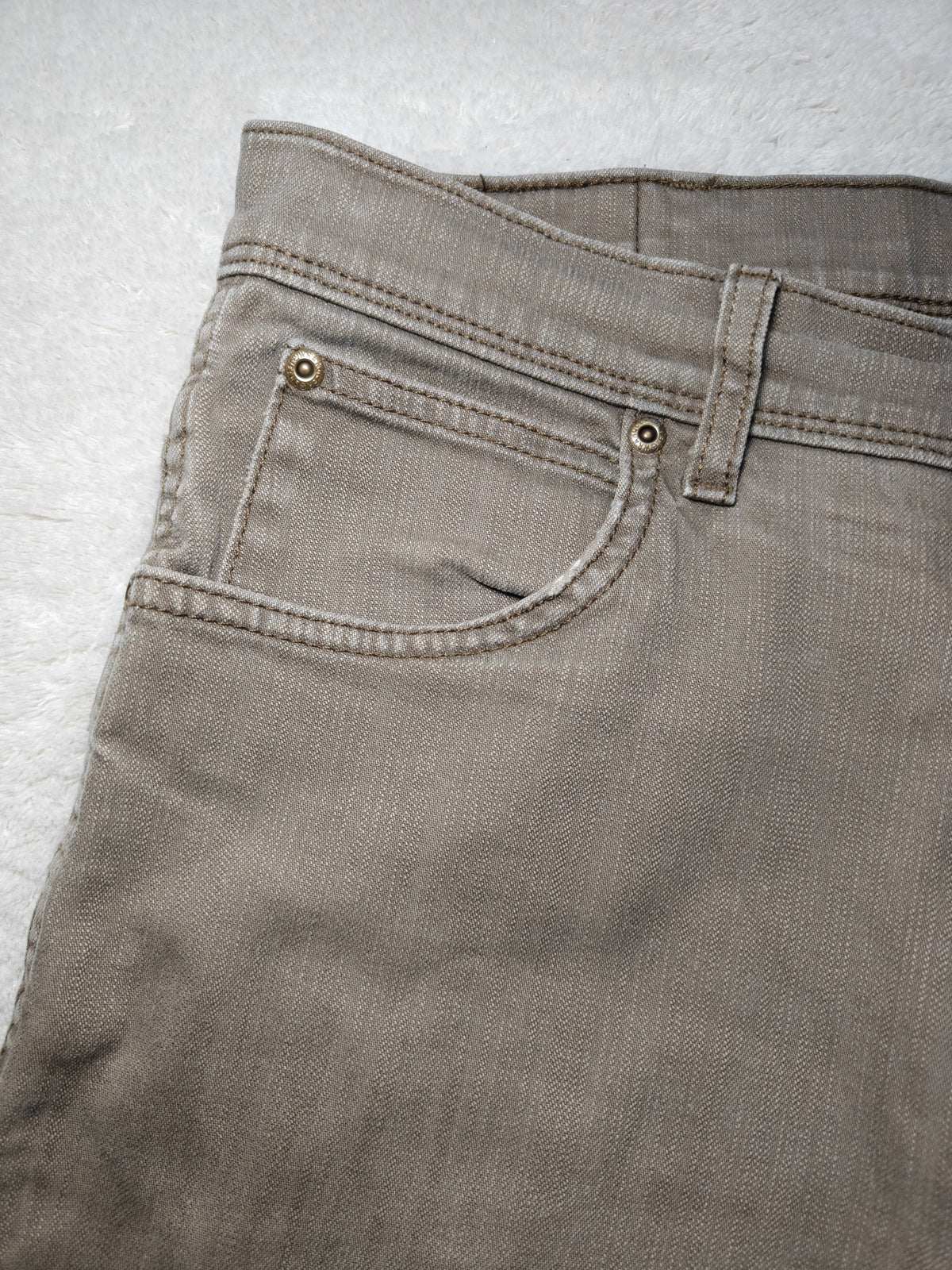 Men Wrangler Light Brown Regular Straight W33 L30 Jeans