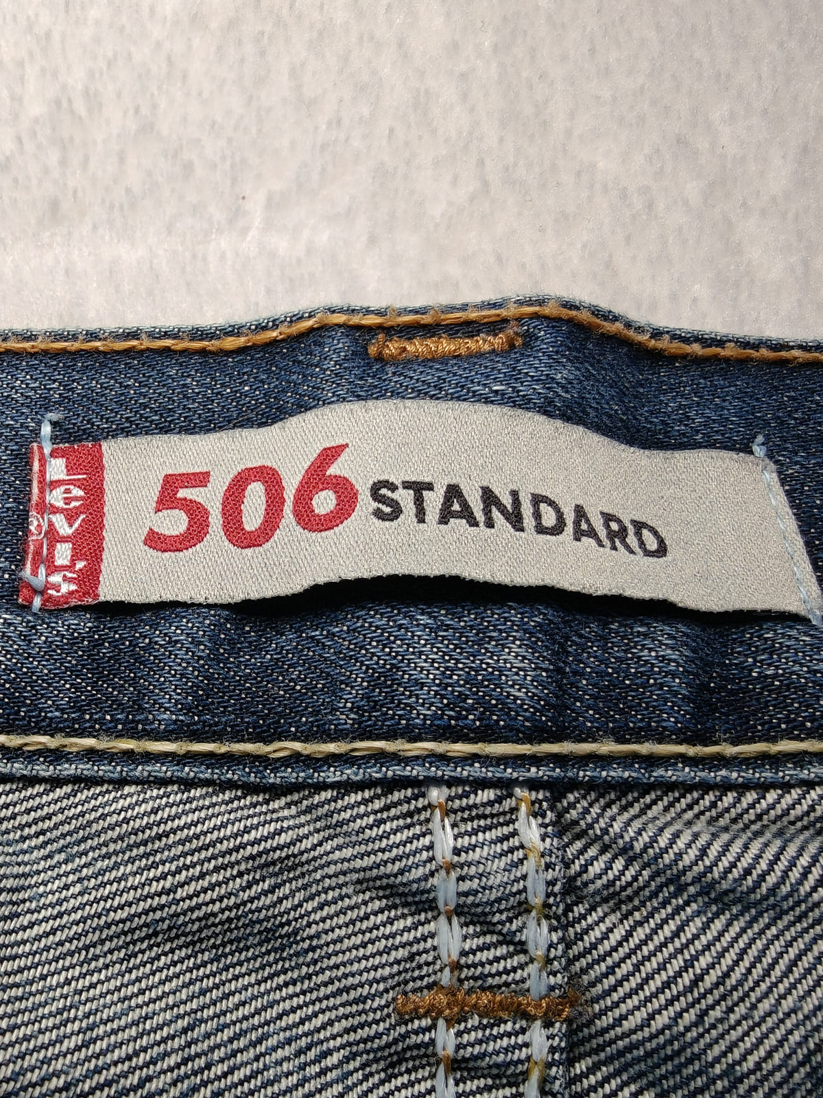 Men Levi’s 506 Blue Straight W38 L32 Jeans