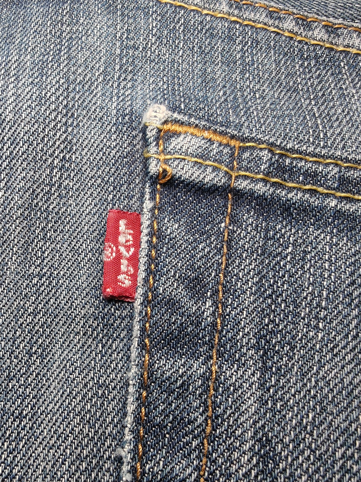 Men Levi’s 506 Blue Straight W38 L32 Jeans