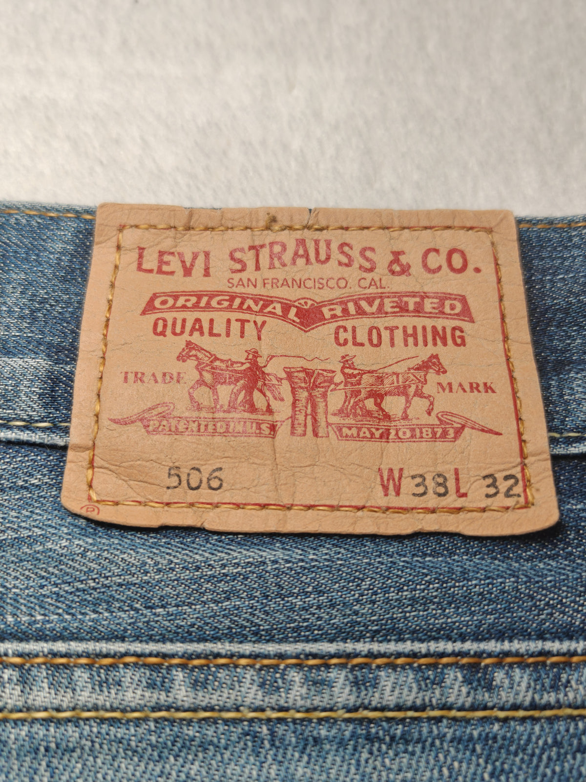 Men Levi’s 506 Blue Straight W38 L32 Jeans