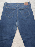 Women Levi’s 724 Blue High Rise Straight W33 L32 (EU 42/XL) Jeans