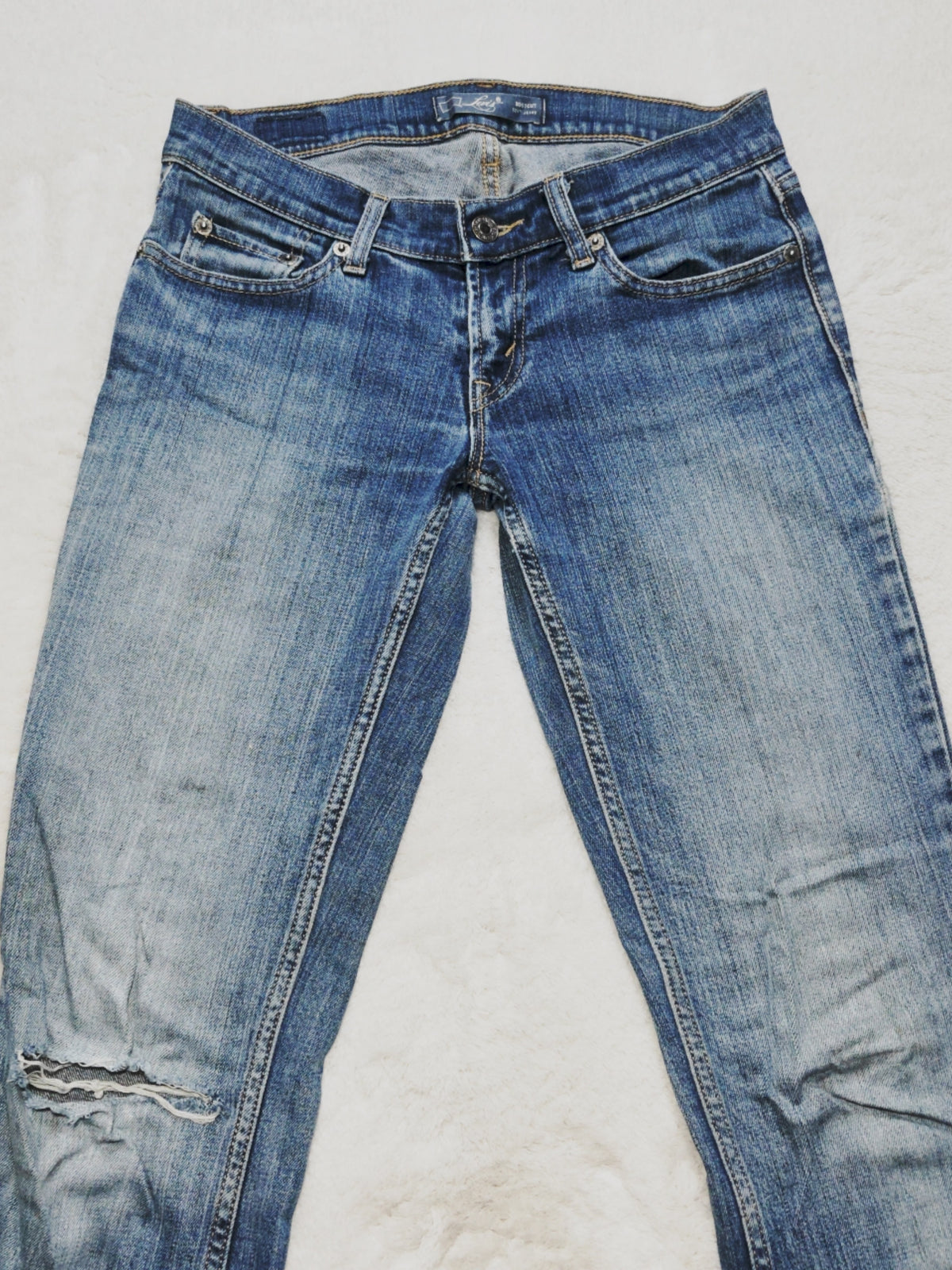 Women Levi’s 524 Blue Low Rise Bootcut W26 L32 (EU 36/S) Jeans