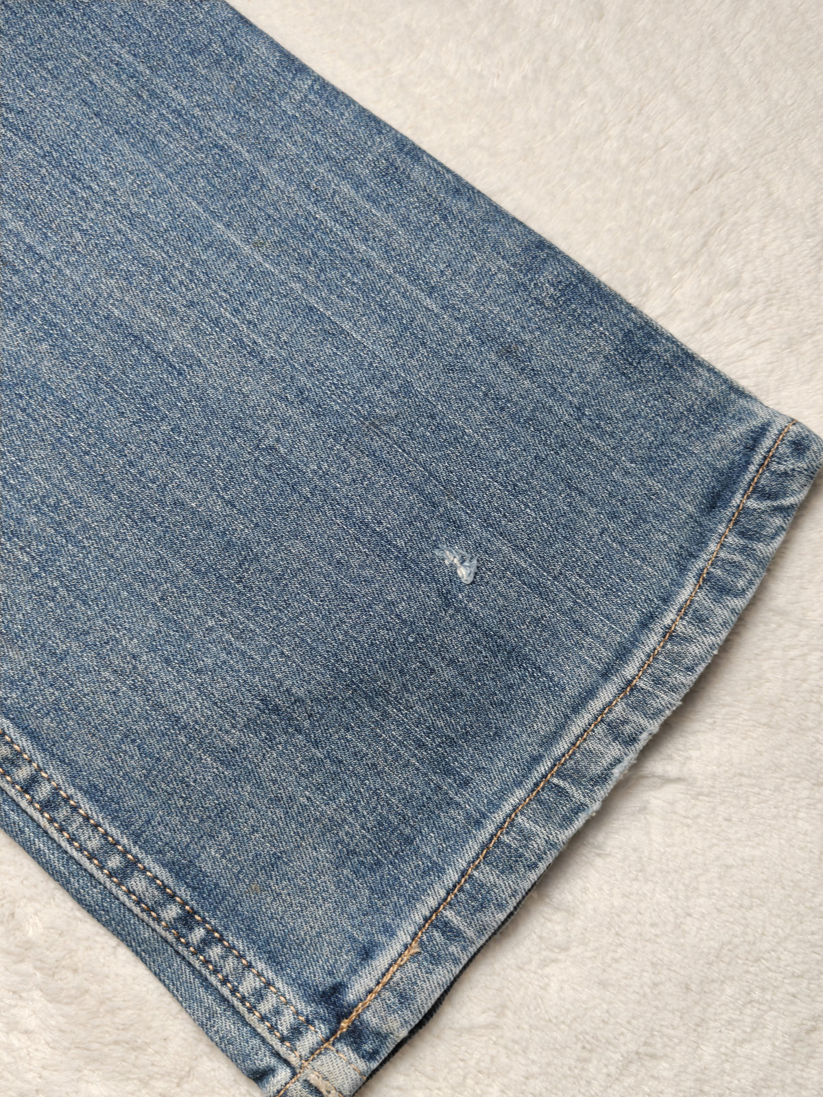 Women Levi’s 524 Blue Low Rise Bootcut W26 L32 (EU 36/S) Jeans
