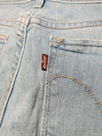 Women Levi’s Demi Curve Light Blue Straight W26 L30 (EU 36/S) Jeans