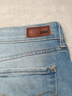 Women Levi’s Demi Curve Light Blue Straight W26 L30 (EU 36/S) Jeans