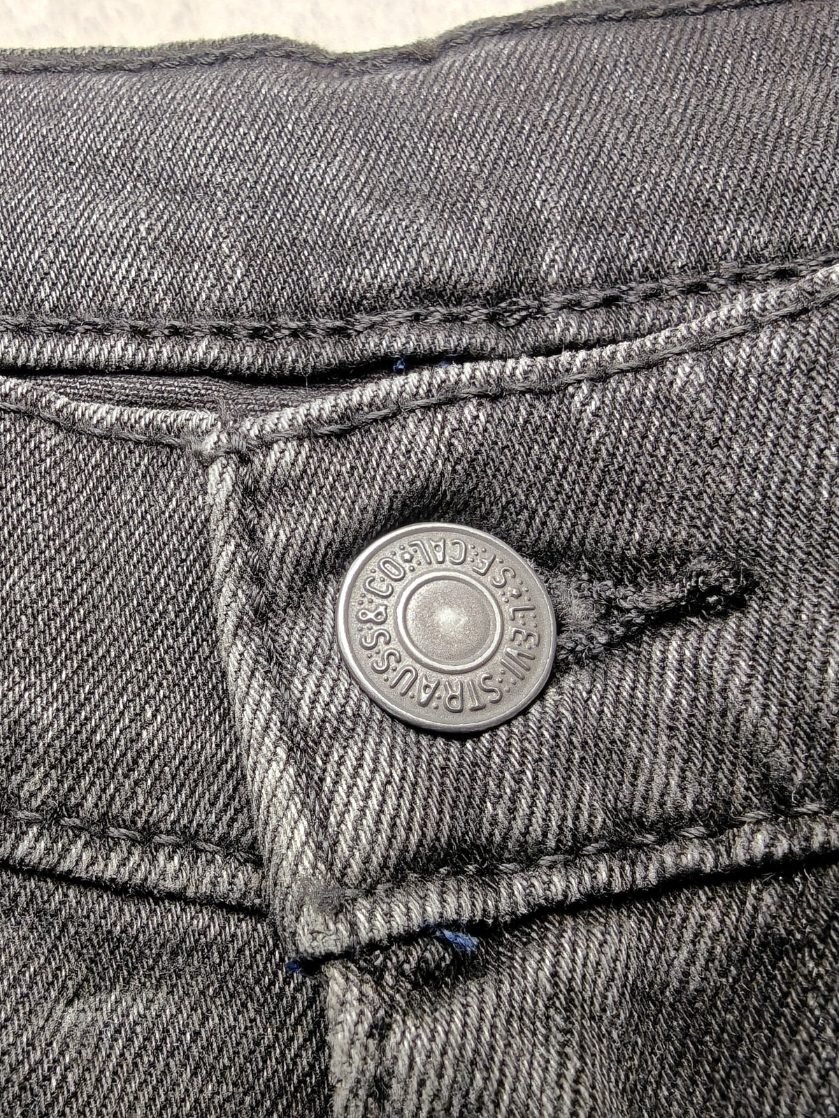 Men Levi’s 512 Lo-Ball Faded Black Tapered W32 L32 Jeans