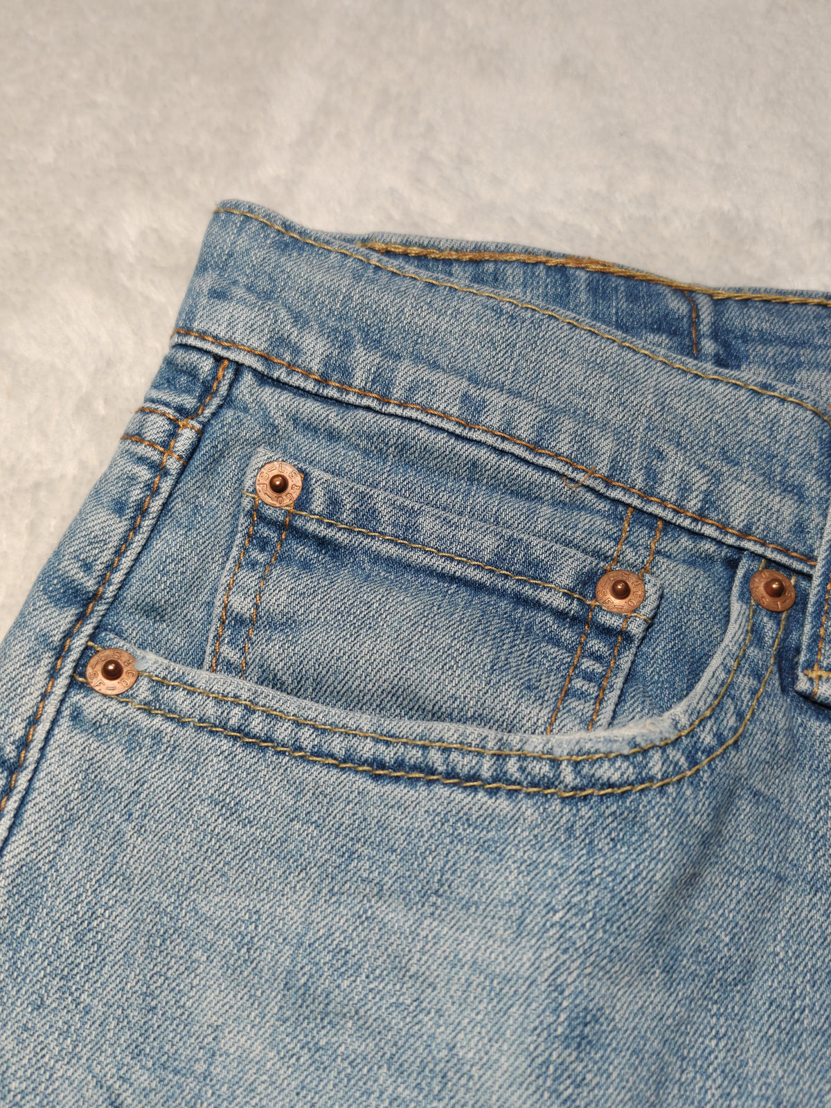 Men Levi’s 508 Light Blue Tapered W32 L30 Jeans