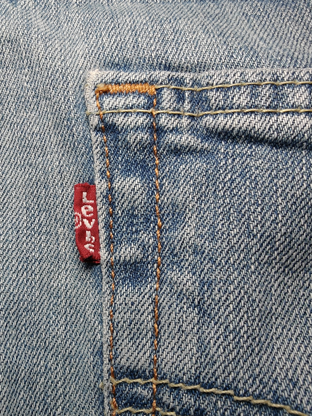 Men Levi’s 508 Light Blue Tapered W32 L30 Jeans