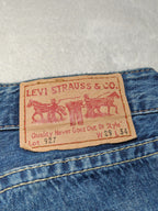 Women Levi’s 927 Blue Flared W29 L34 (EU 38/M) Vintage 2003 Jeans
