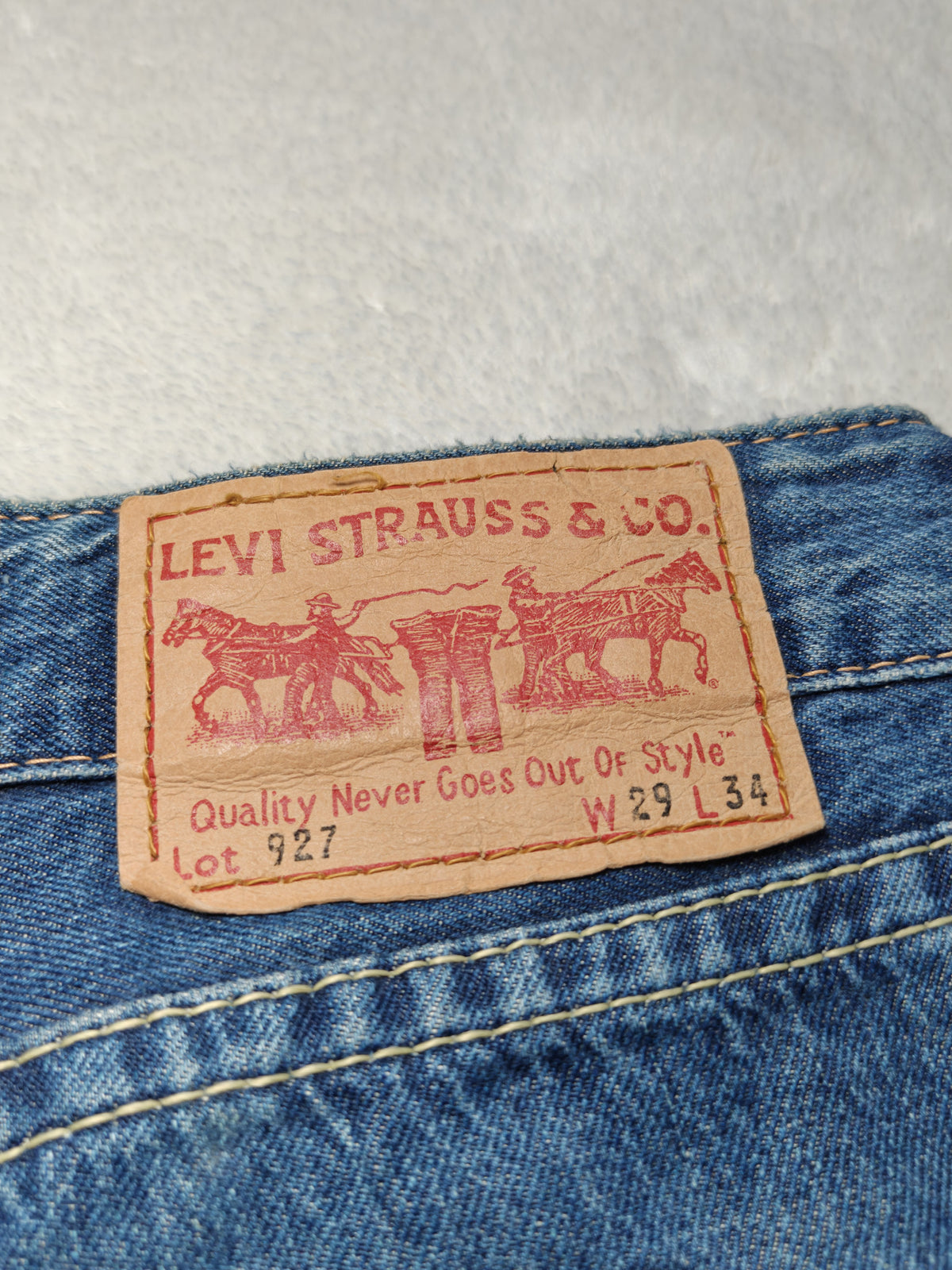 Women Levi’s 927 Blue Flared W29 L34 (EU 38/M) Vintage 2003 Jeans