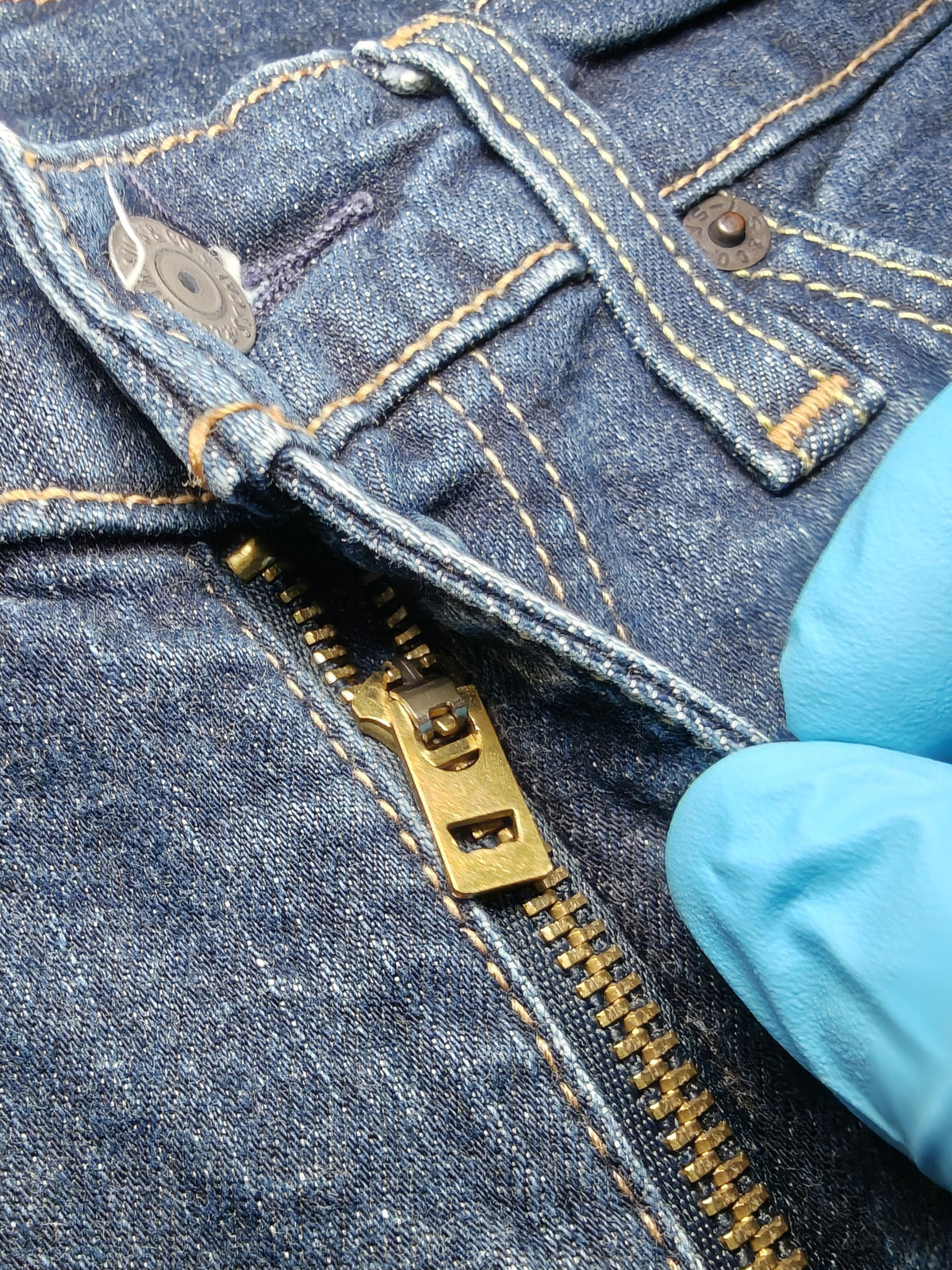 Men Levi’s 510 Dark Blue Skinny W28 L30 Jeans