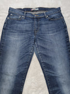 Women Levi’s 10528 Blue 0020 Straight W32 L32 (EU 42/XL) Jeans