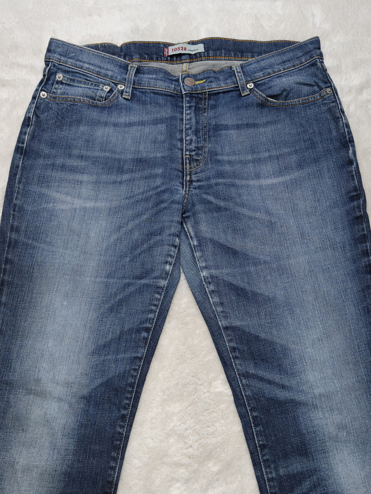 Women Levi’s 10528 Blue 0020 Straight W32 L32 (EU 42/XL) Jeans