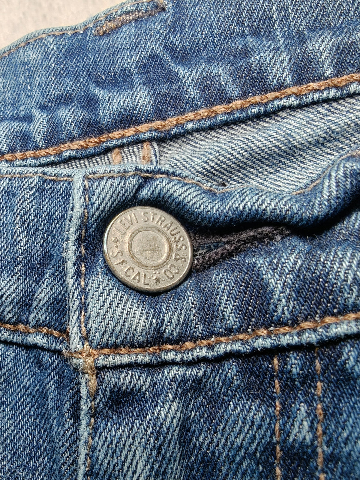 Men Levi’s 511 Blue Slim W32 L34 Jeans