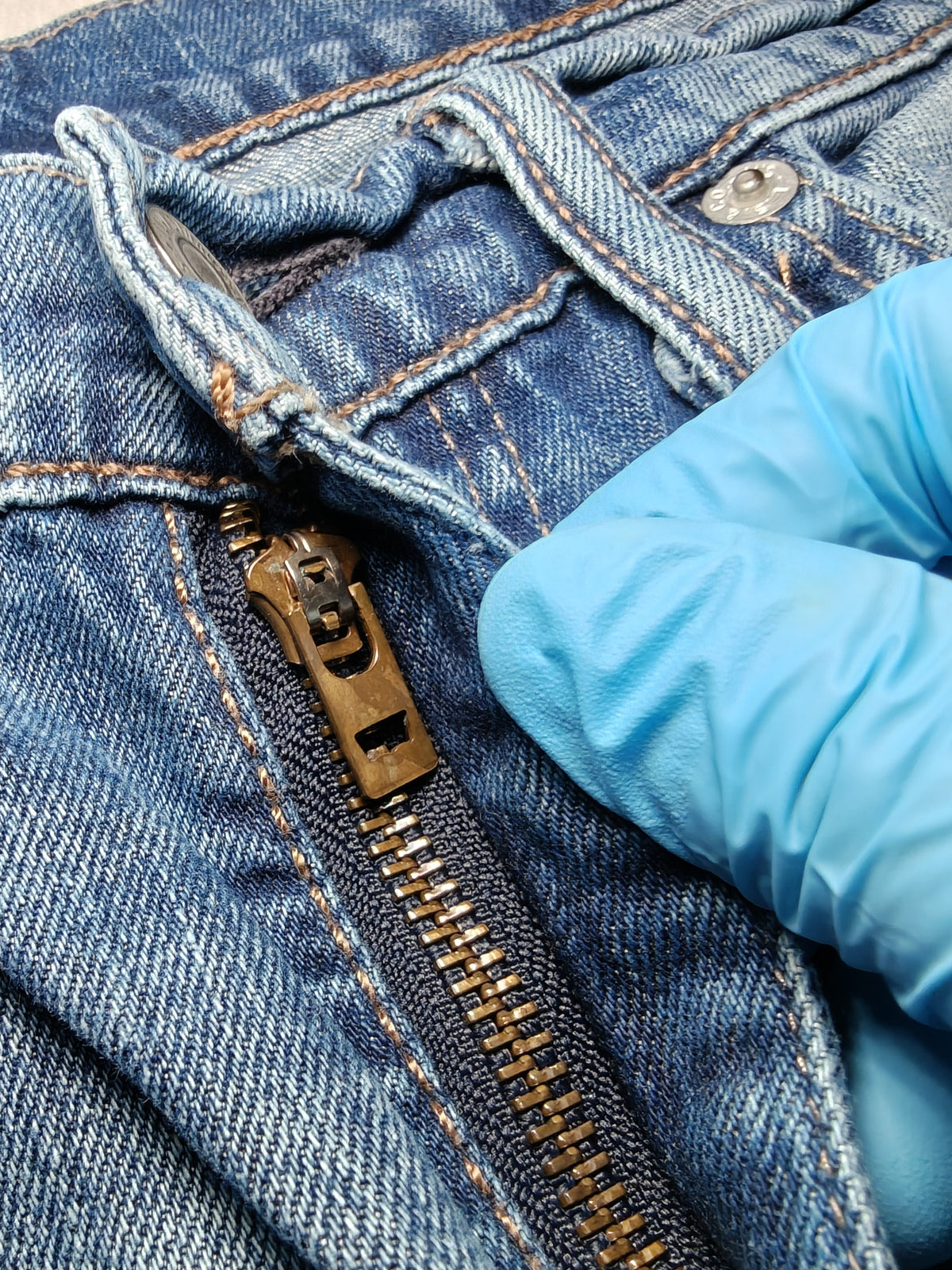 Men Levi’s 511 Blue Slim W32 L34 Jeans