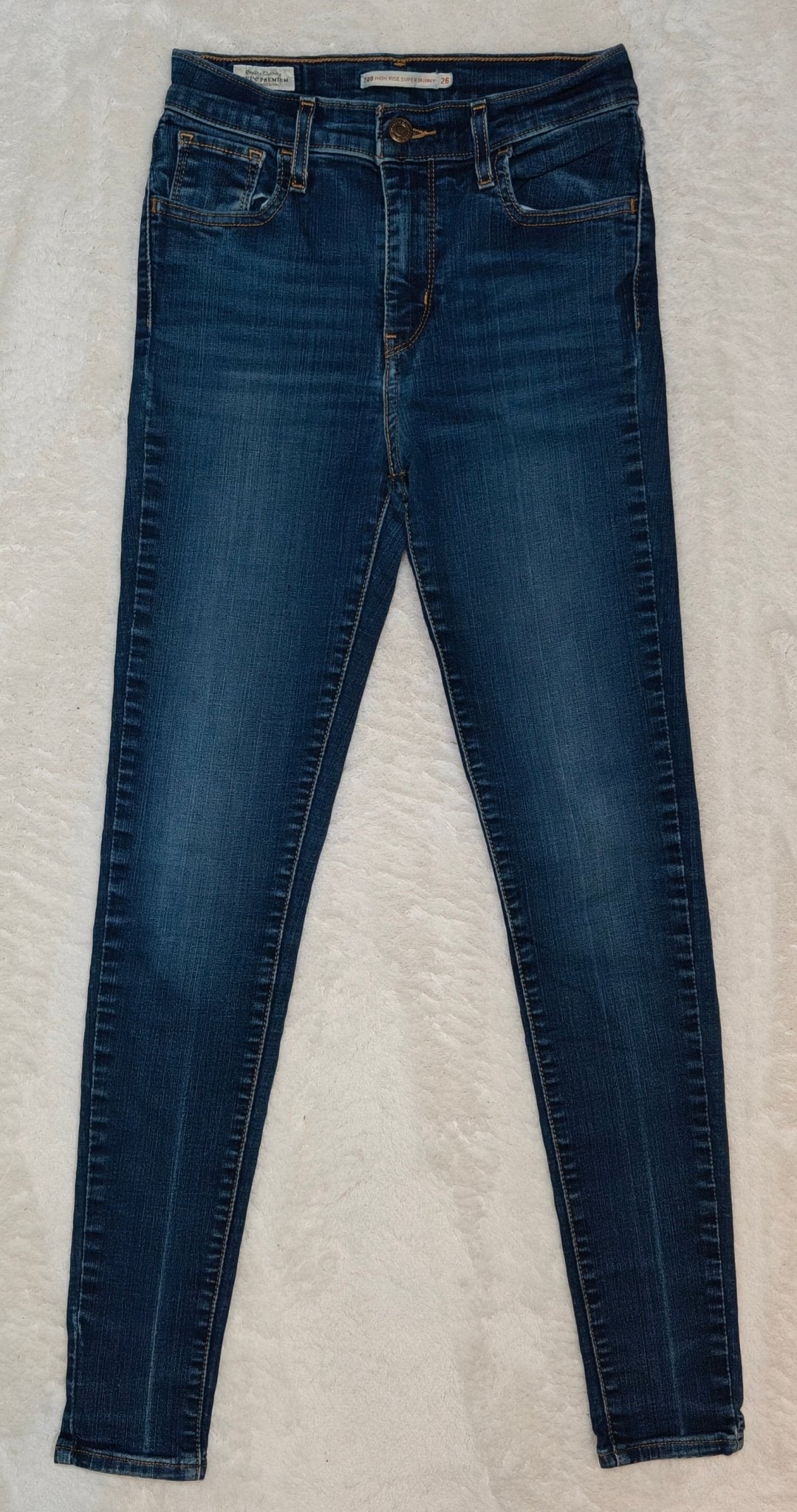 Women Levi’s 720 Dark Blue Super Skinny W26 L30 (EU 36/S) Jeans