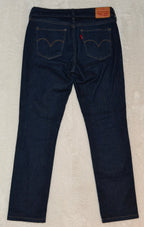 Women Levi’s 714 Dark Blue Straight W26 L32 (EU 36/S) Jeans