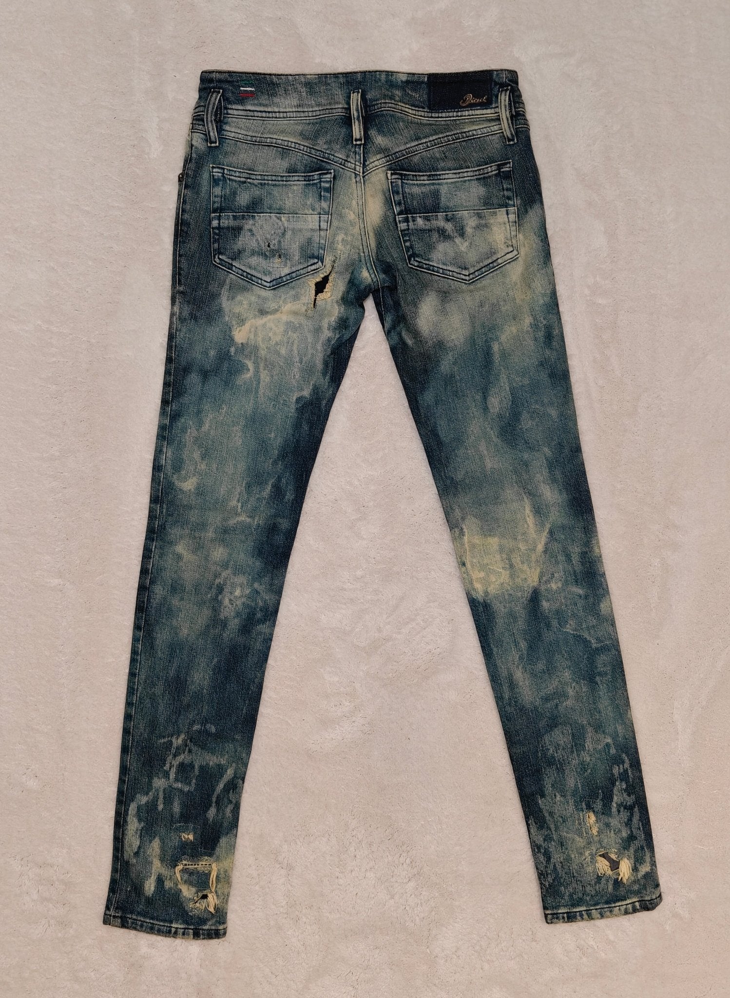 Women Diesel Matic Blue Wash 0081P Slim Tapered W26 L32 (EU 36/S) Jeans