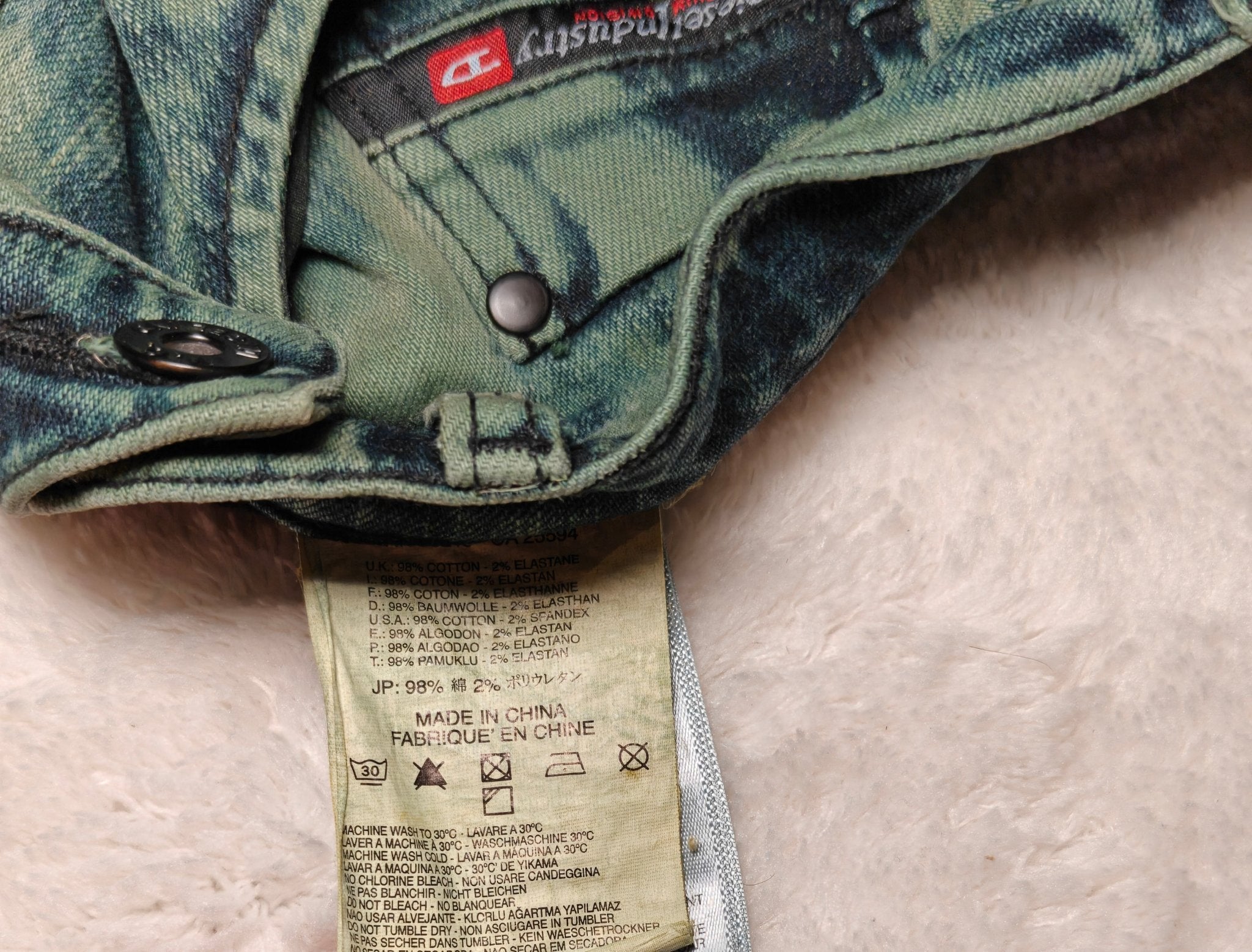 Women Diesel Green Acid Wash Slim Fit W26 L30 (EU 36/S) Jeans