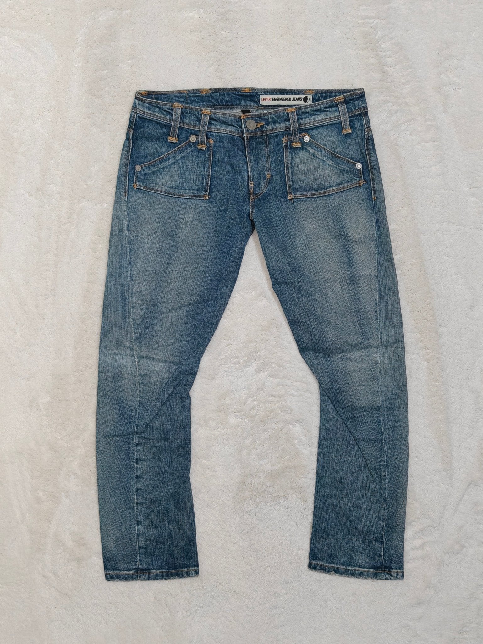 Women Levi's Engineered 10065 0353 Blue Straight W30 L28 (EU 40/L) Jeans