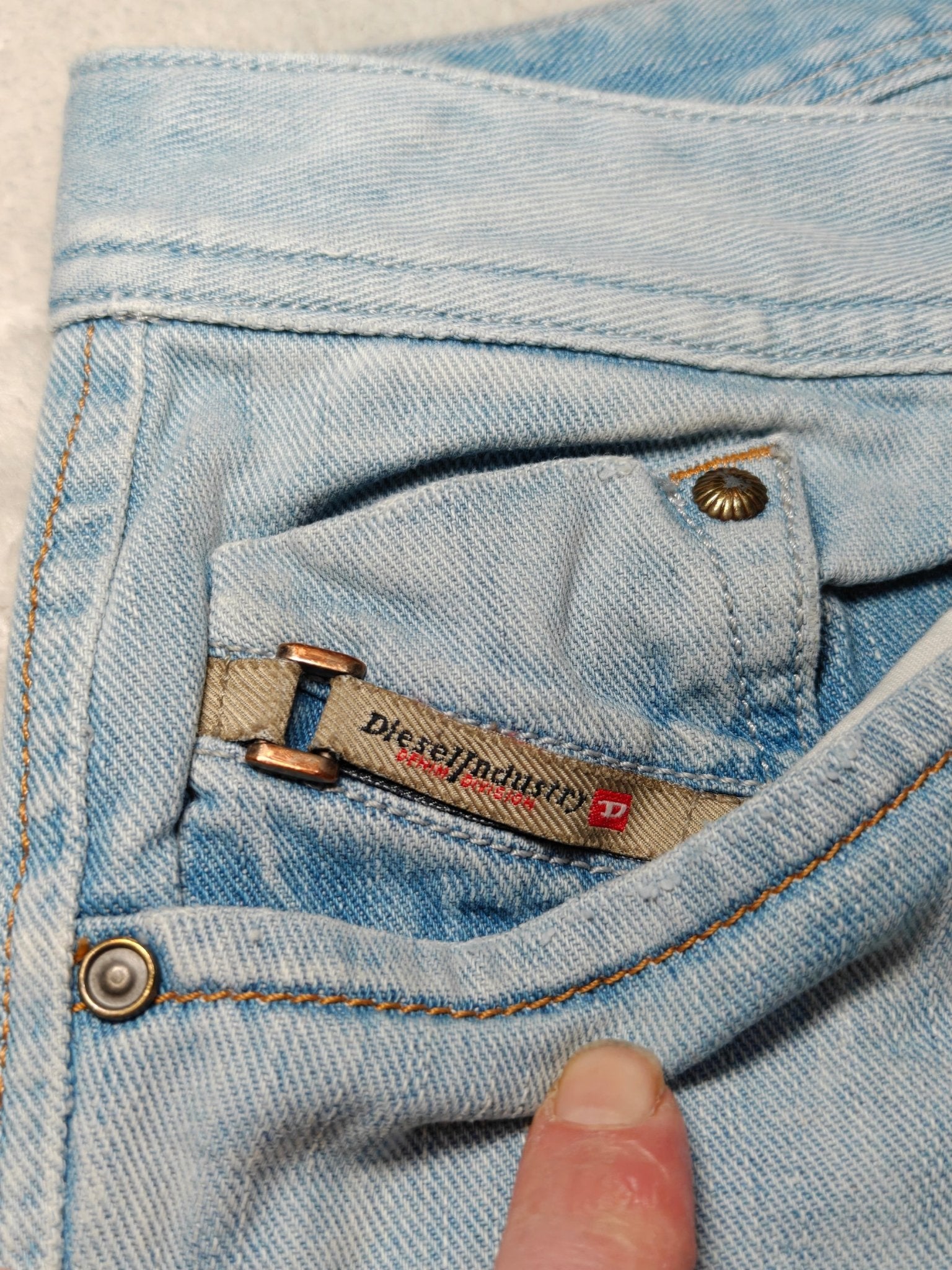 Men Diesel Darron Light Blue Straight W28 L30 Jeans