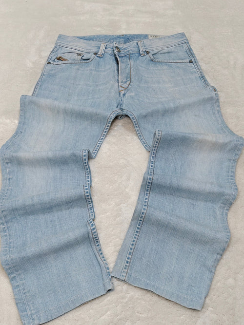 Men Diesel Darron Light Blue Straight W28 L30 Jeans