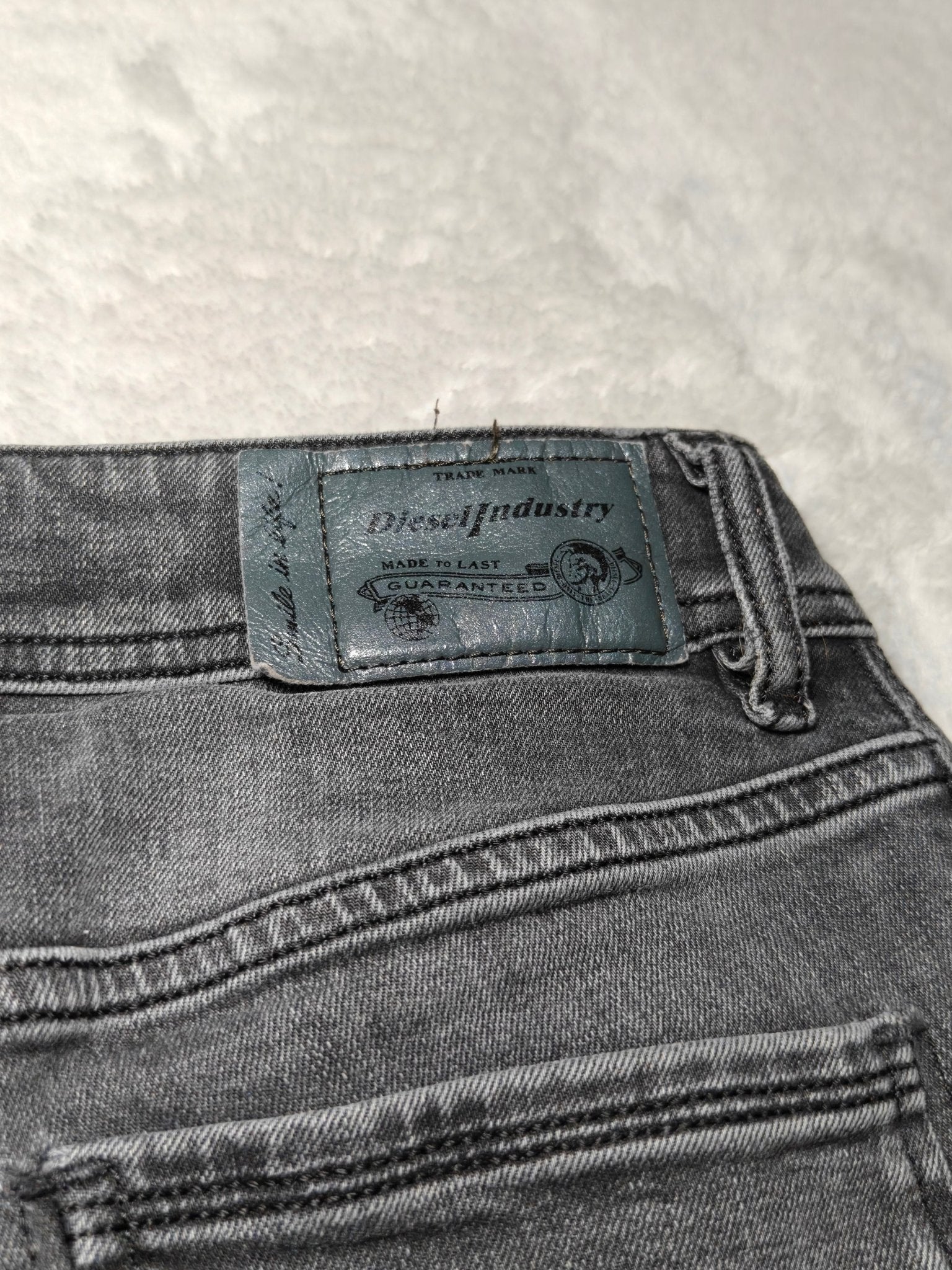 Men Diesel Sleenker Black Faded Wash 0670I Skinny W29 L32 Jeans