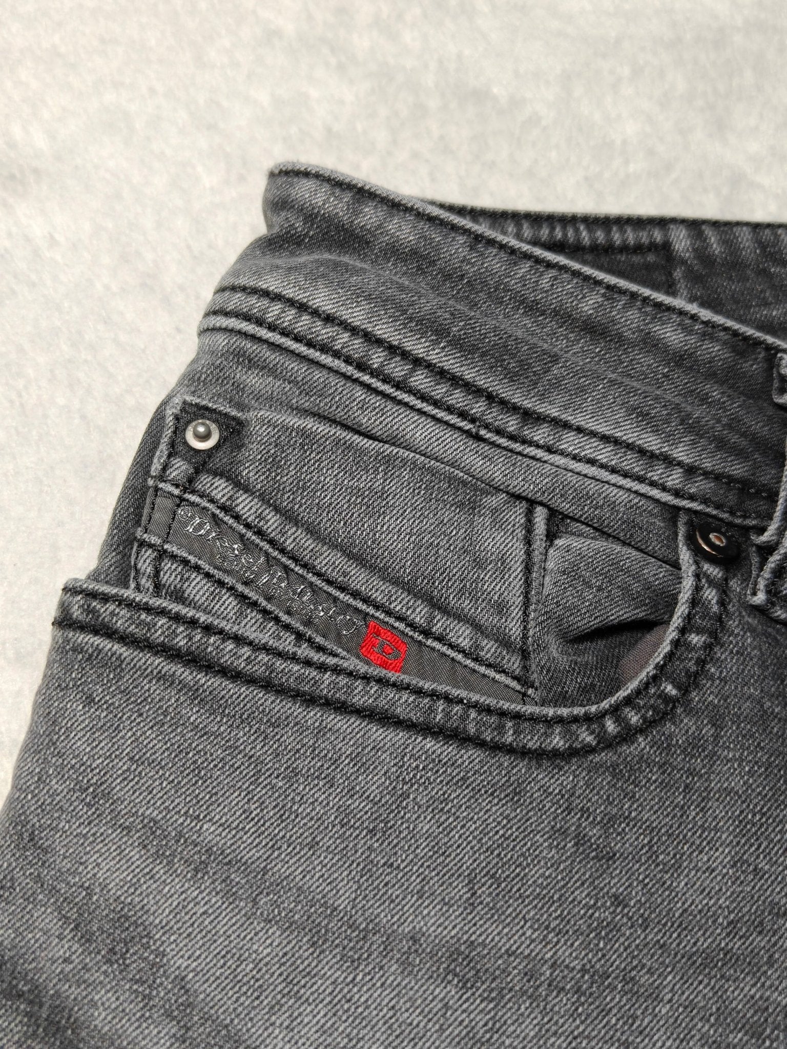 Men Diesel Sleenker Black Faded Wash 0670I Skinny W29 L32 Jeans