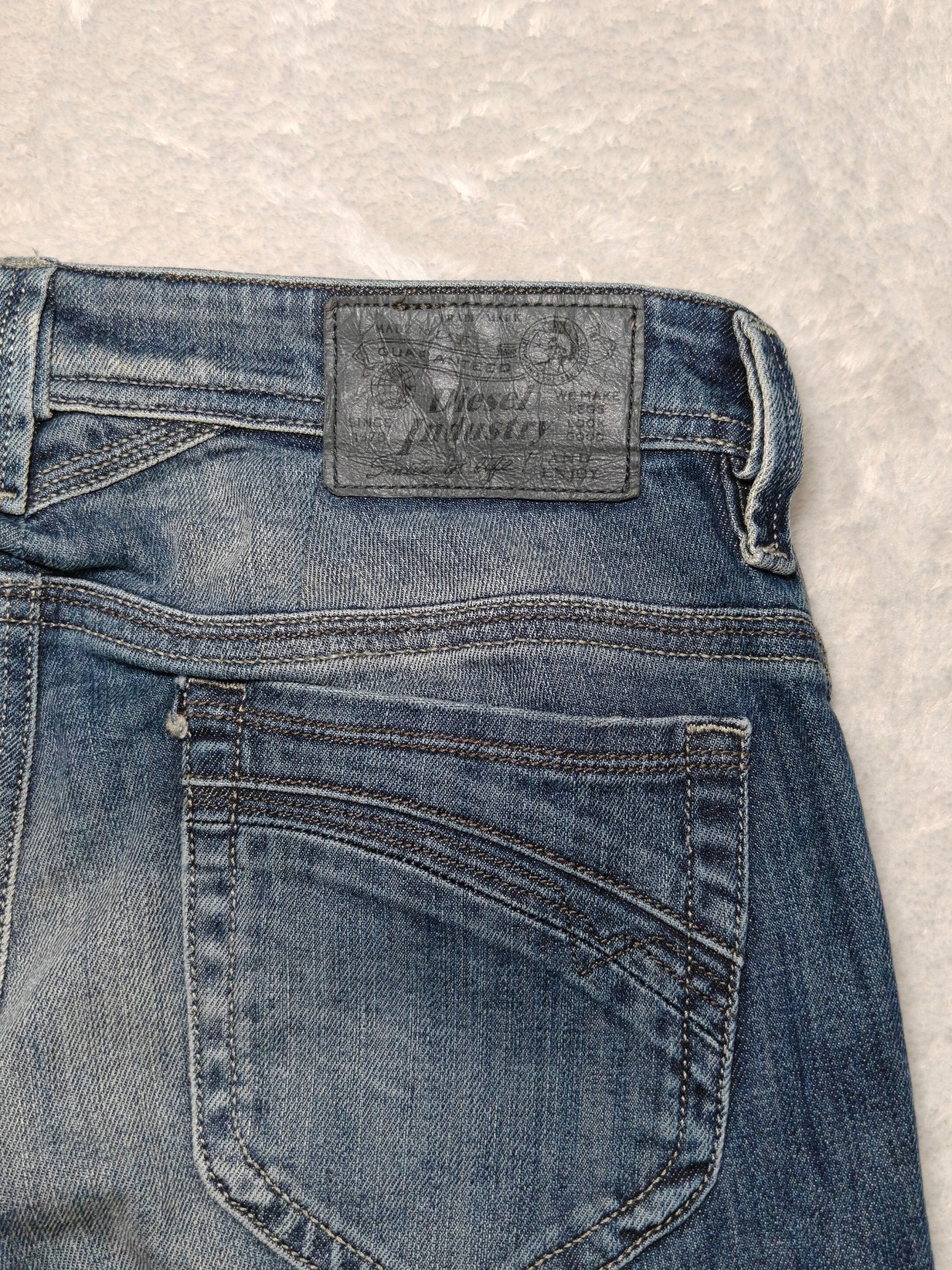 Men Diesel Thanaz Blue Wash 0880K Slim Skinny W30 L28 Jeans