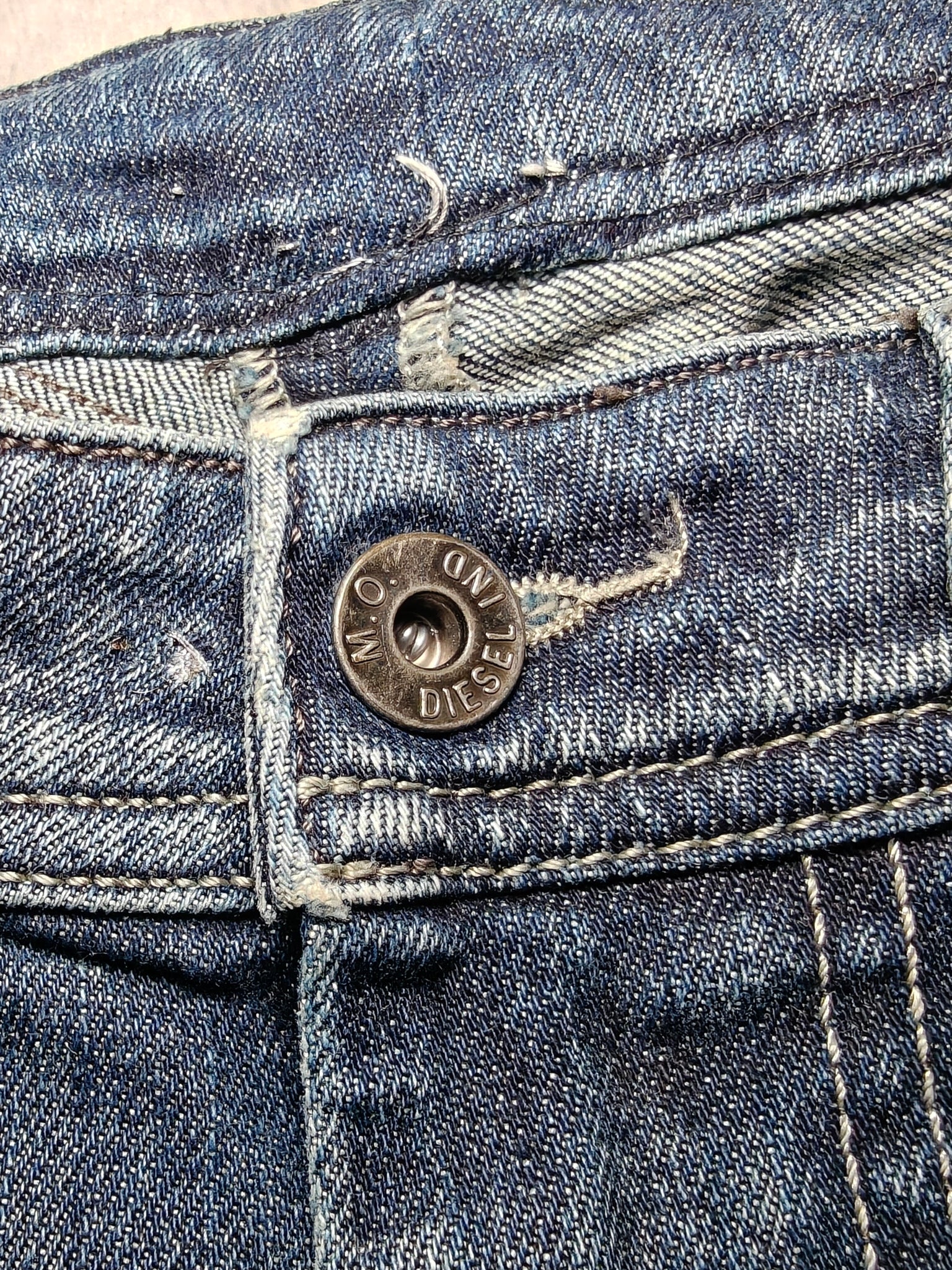 Men Diesel Thanaz Blue Wash 0880K Slim Skinny W30 L28 Jeans