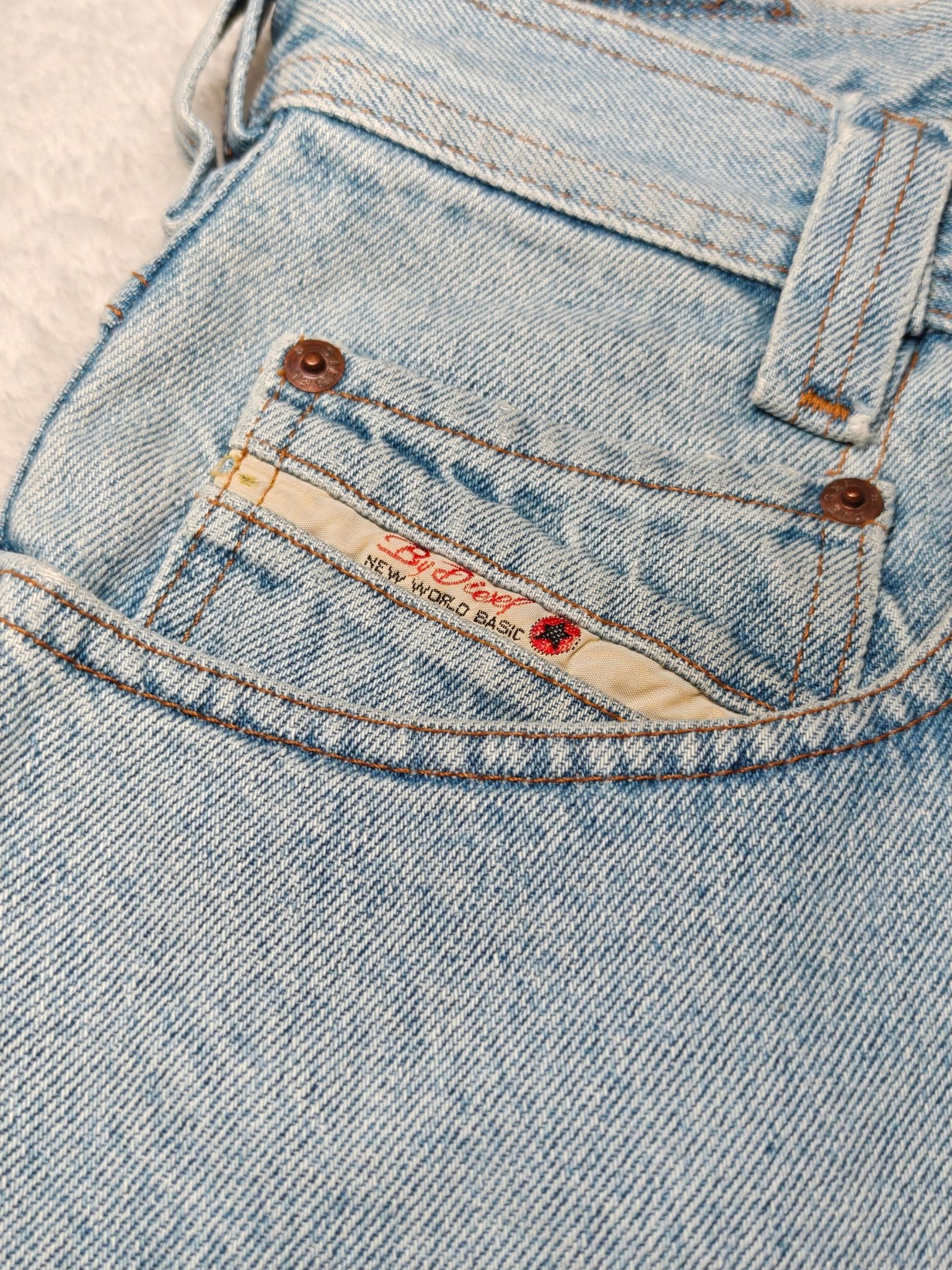 Men Diesel Vintage Light Blue Tapered W34 L34 Jeans