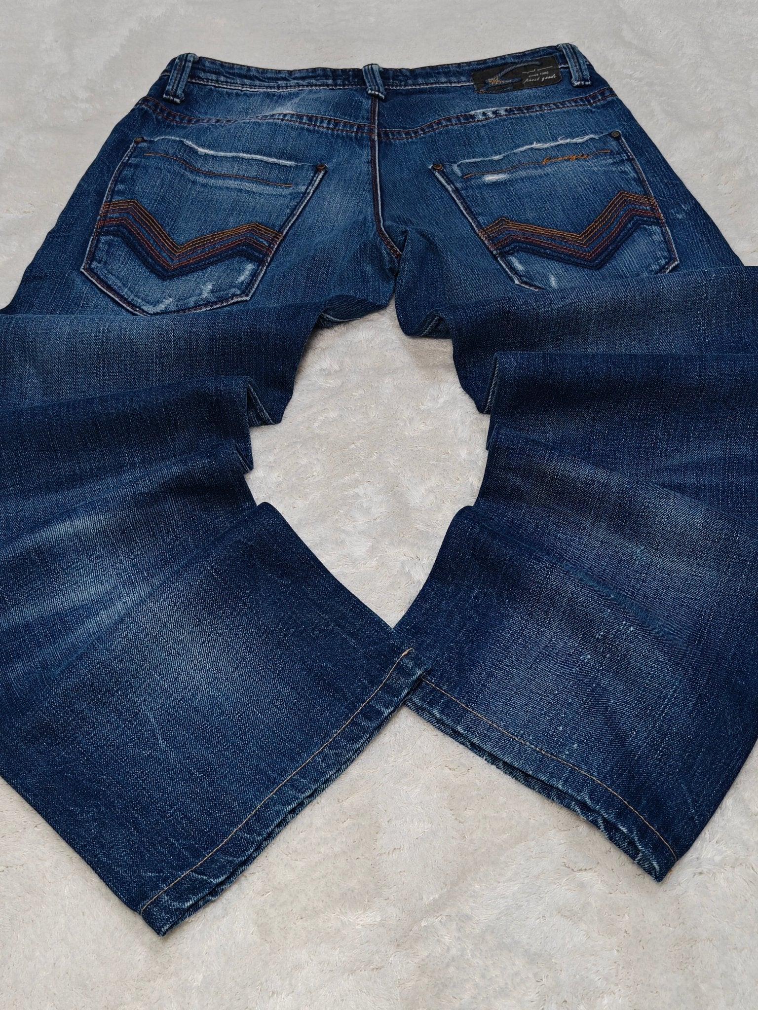 Men Energie Bow Blue Straight W32 L28 Jeans