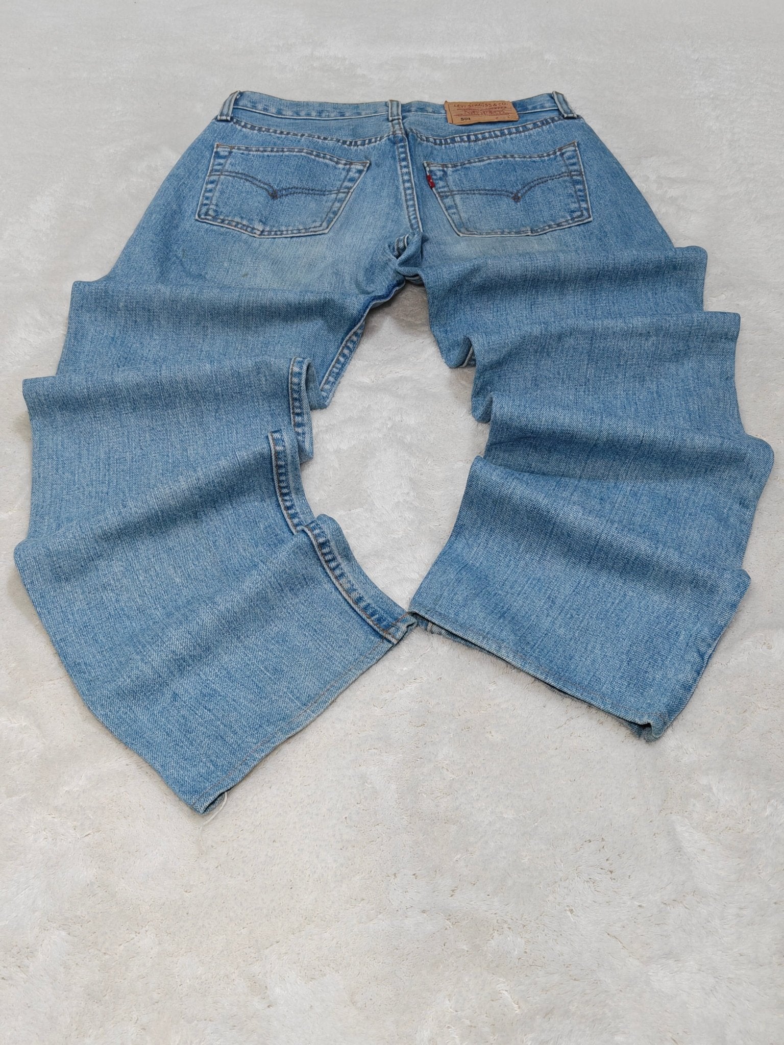 Men Levi's 501 Light Blue Straight W30 L30 Jeans