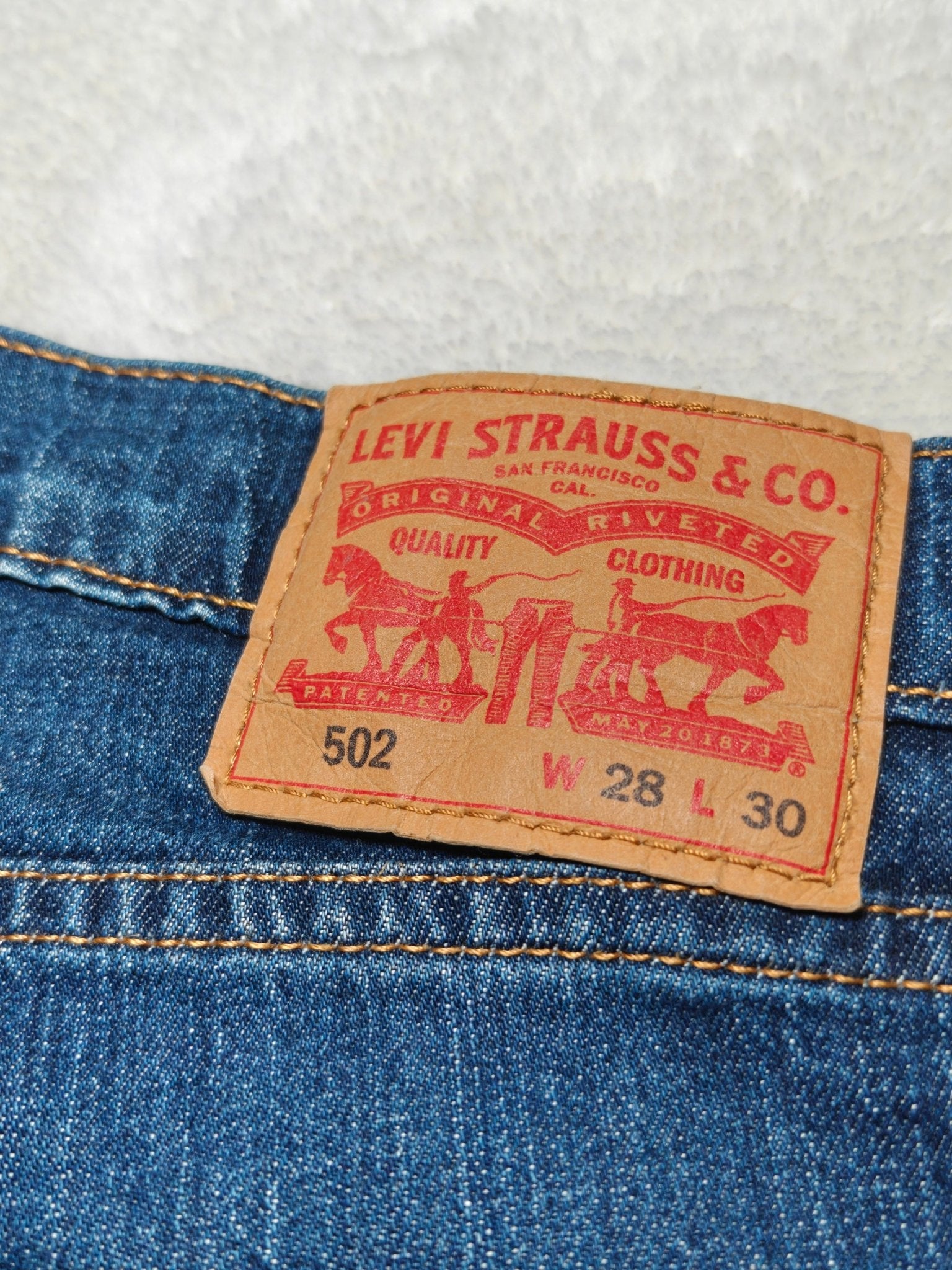 Men Levi's 502 Blue Regular Tapered W28 L30 Jeans