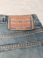 Men Vintage 2001 Diesel Kulter Made in Italy Blue Wash 00737 W30 L28 Straight Jeans