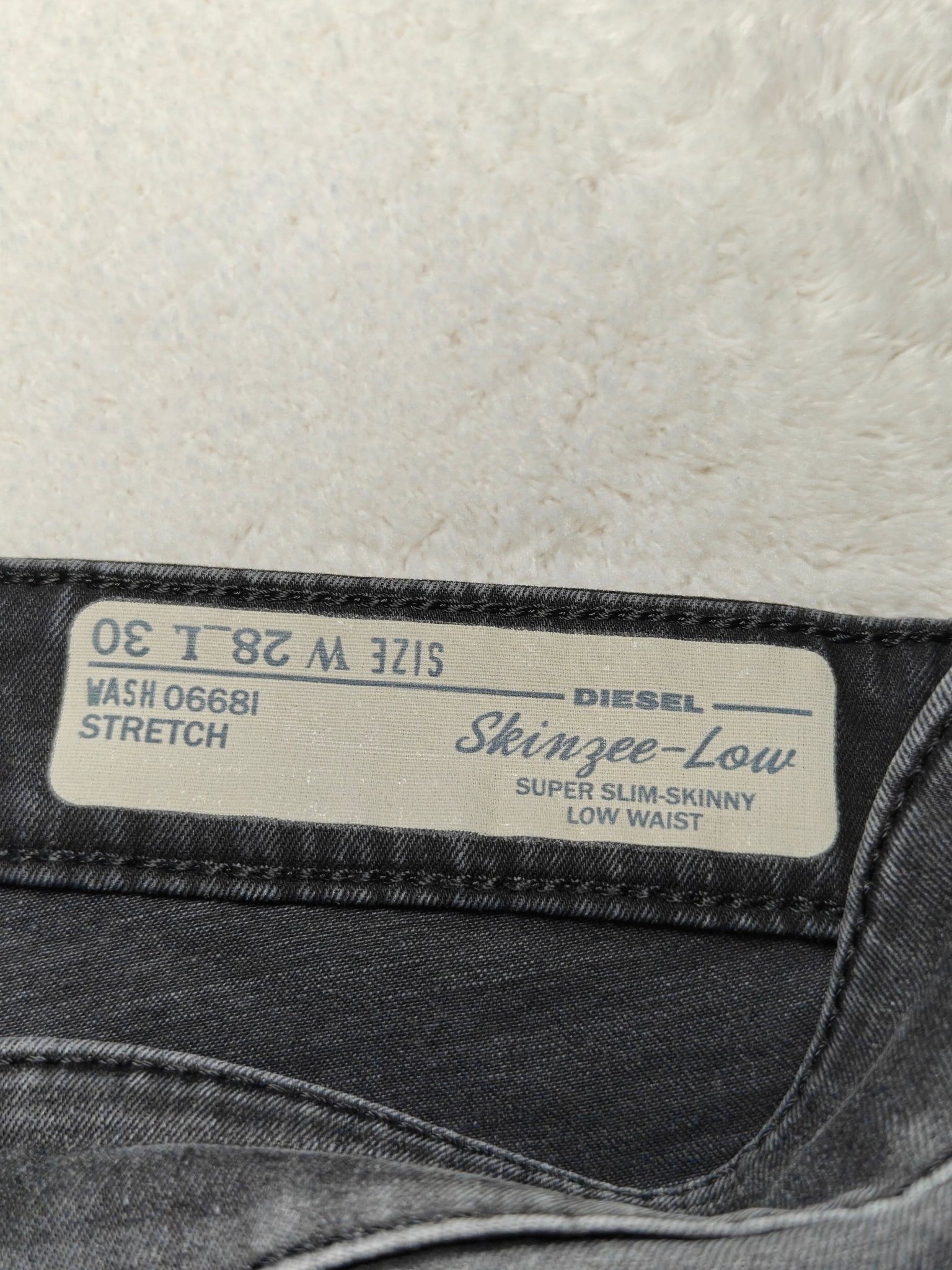 Women Diesel Skinzee - Low Black Wash 0668I Skinny W28 L30 (EU 38/M) Jeans