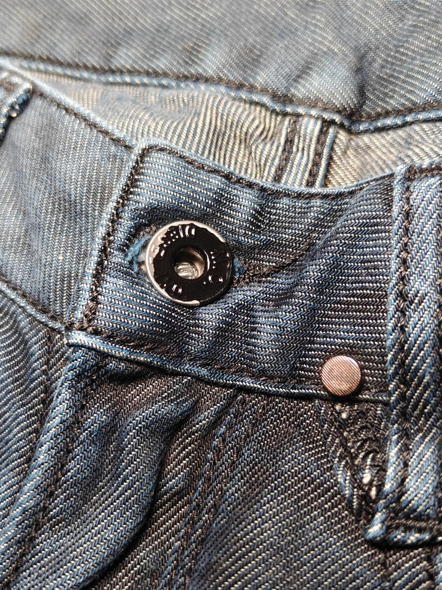 Women Diesel Clush Made in Italy 2007 Dark Blue Wash 008LG Slim W26 L32 (EU 36/S) Jeans
