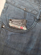 Women Diesel Clush Made in Italy 2007 Dark Blue Wash 008LG Slim W26 L32 (EU 36/S) Jeans