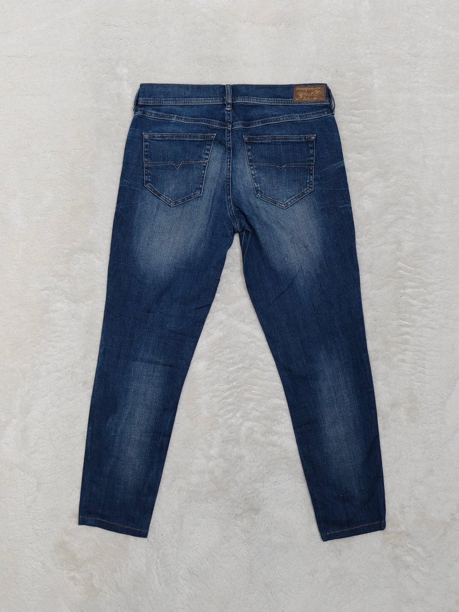 Women Diesel Francy Blue Wash 0836X Relaxed Skinny W30 L28 (EU 40/L) Jeans