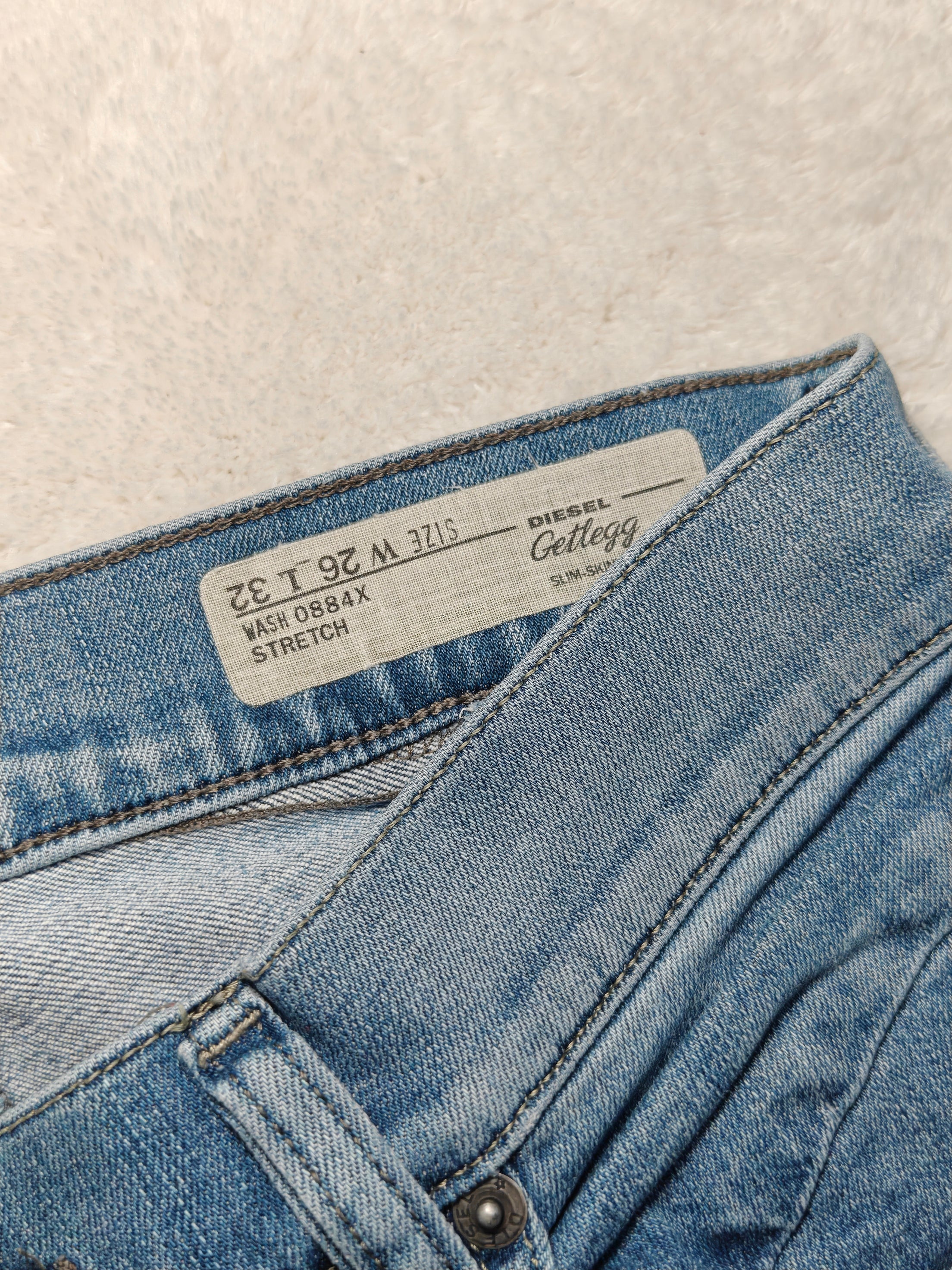 Women Diesel Getlegg Light Blue Wash 0884X Slim Skinny W26 L32 (EU 36/S) Jeans