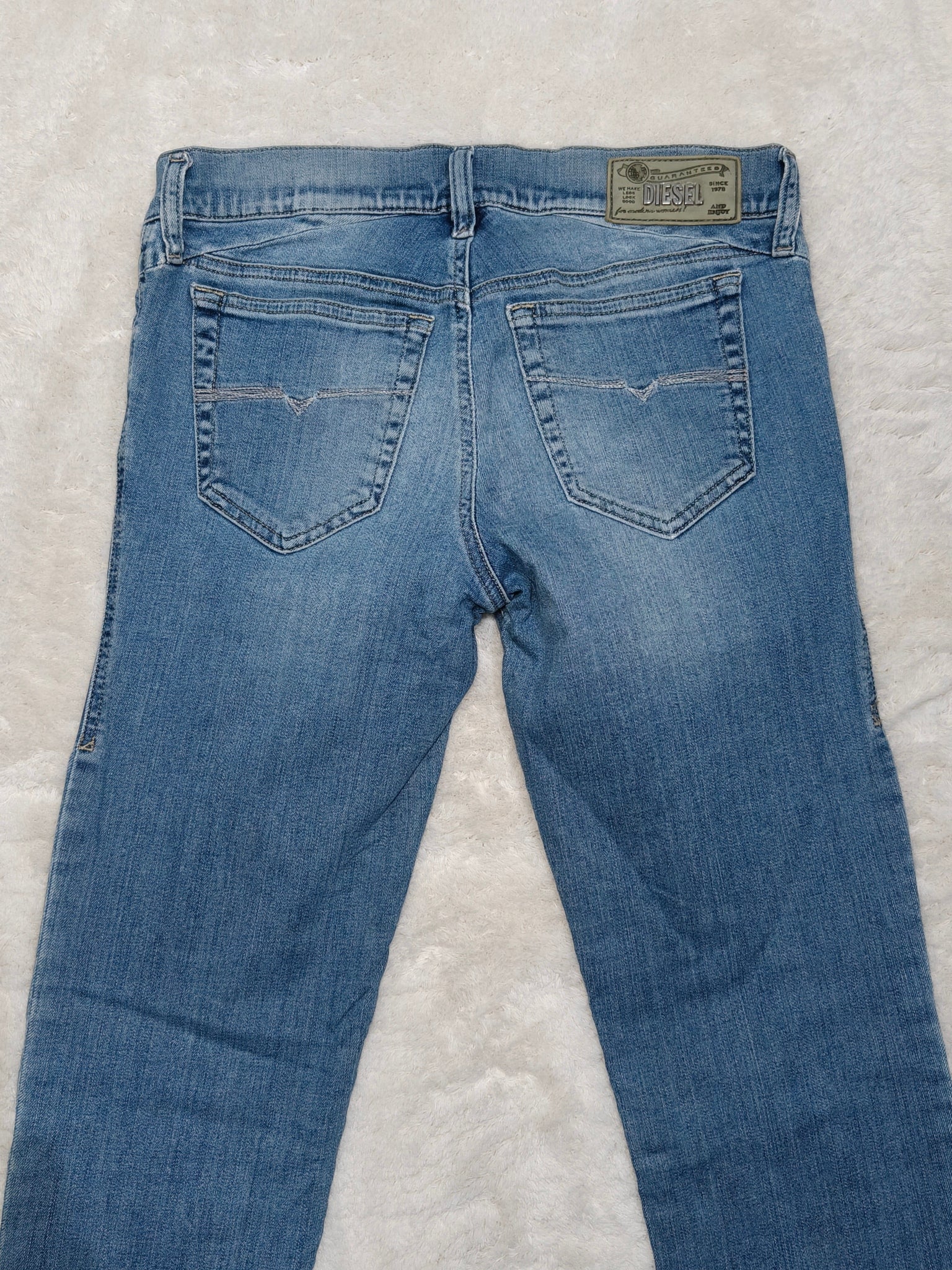 Women Diesel Getlegg Light Blue Wash 0884X Slim Skinny W26 L32 (EU 36/S) Jeans