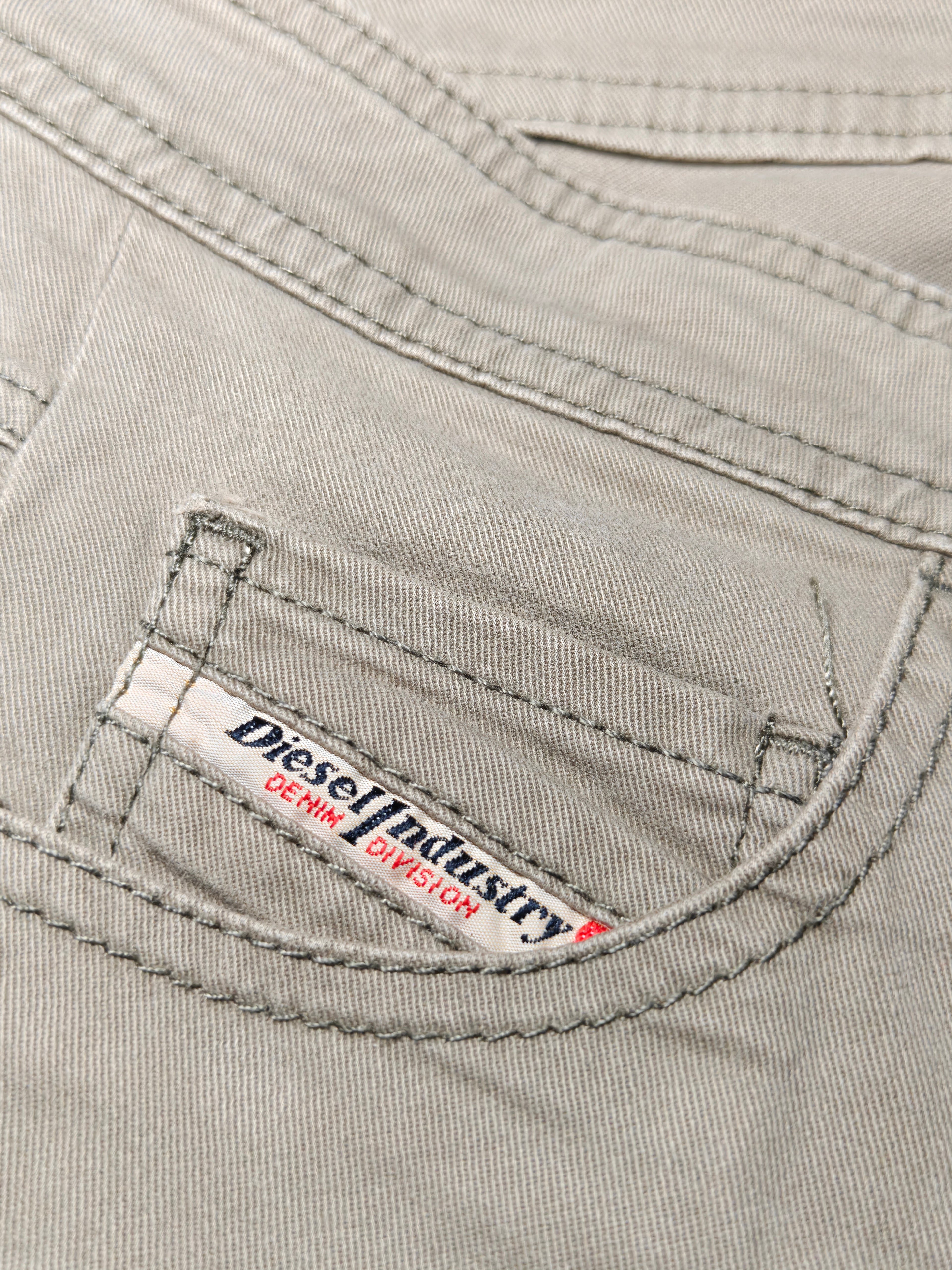 Women Diesel Khaki Slim Skinny Low Waist W26 L32 (EU 36/S) Jeans