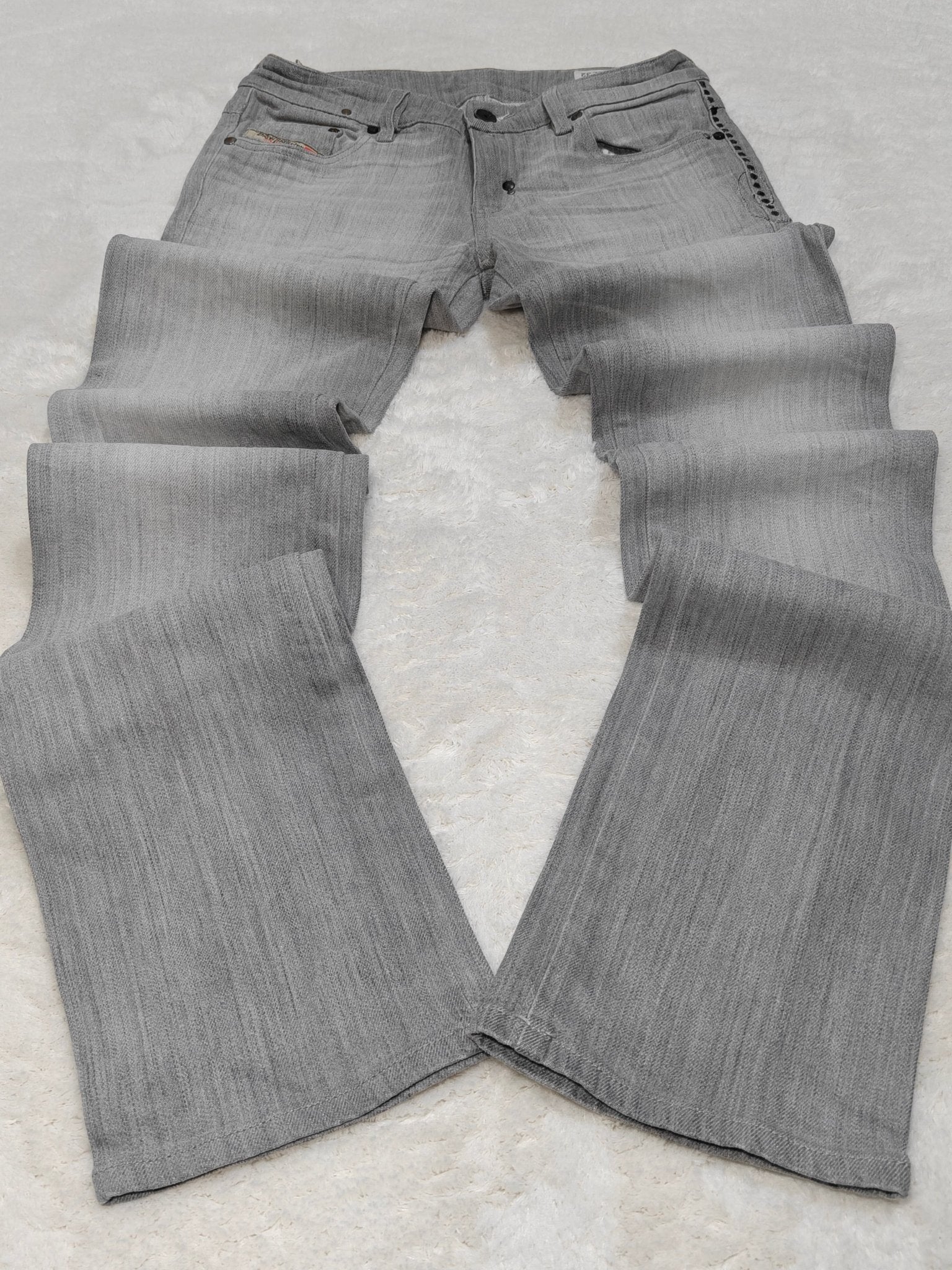 Women Diesel Lhela Grey Wash 008GC Straight W25 L32 (EU 34/XS) Jeans