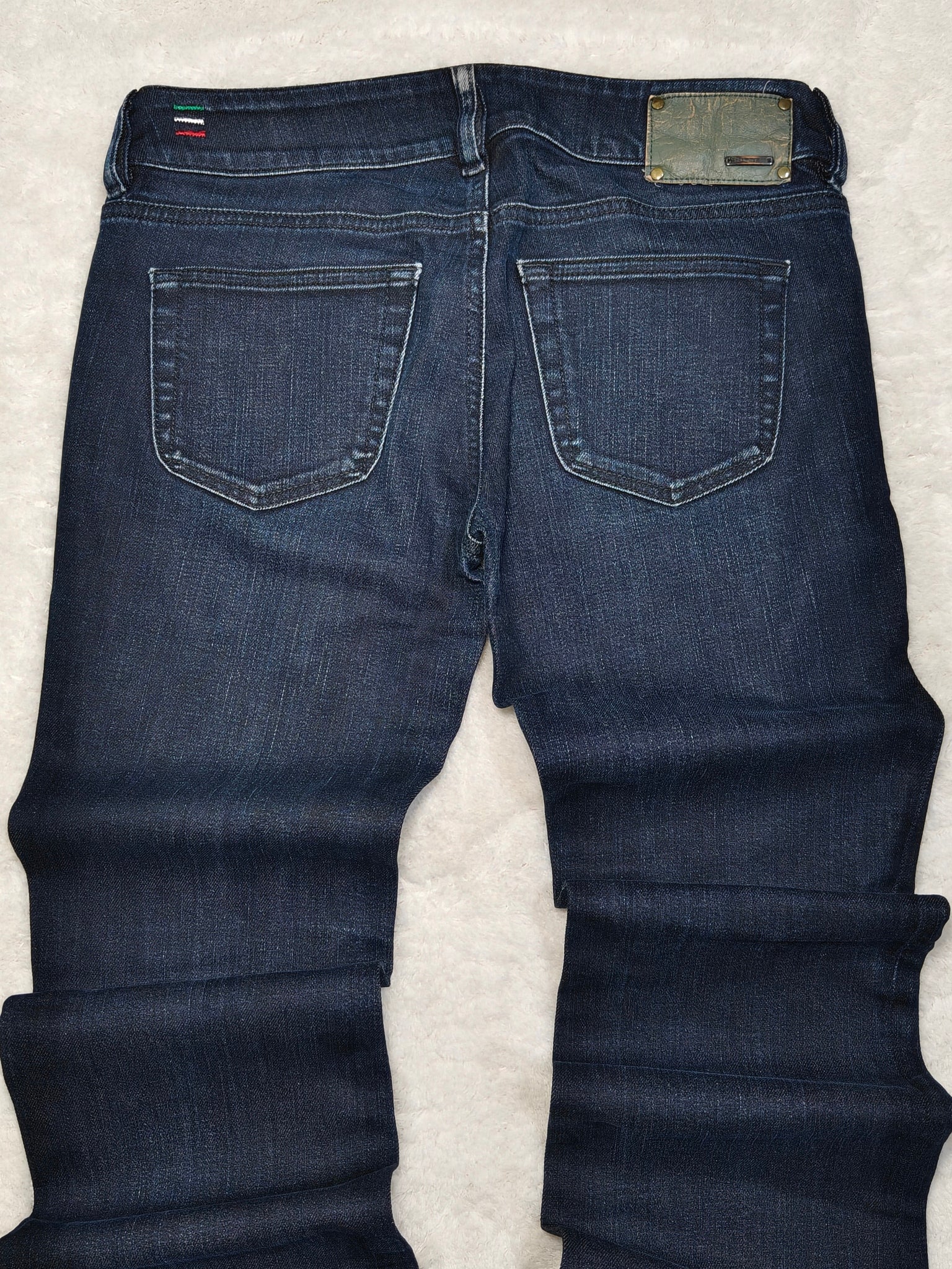 Women Diesel Louvely Dark Blue Wash 00AA8 Bootcut W28 L32 (EU 38/M) Jeans