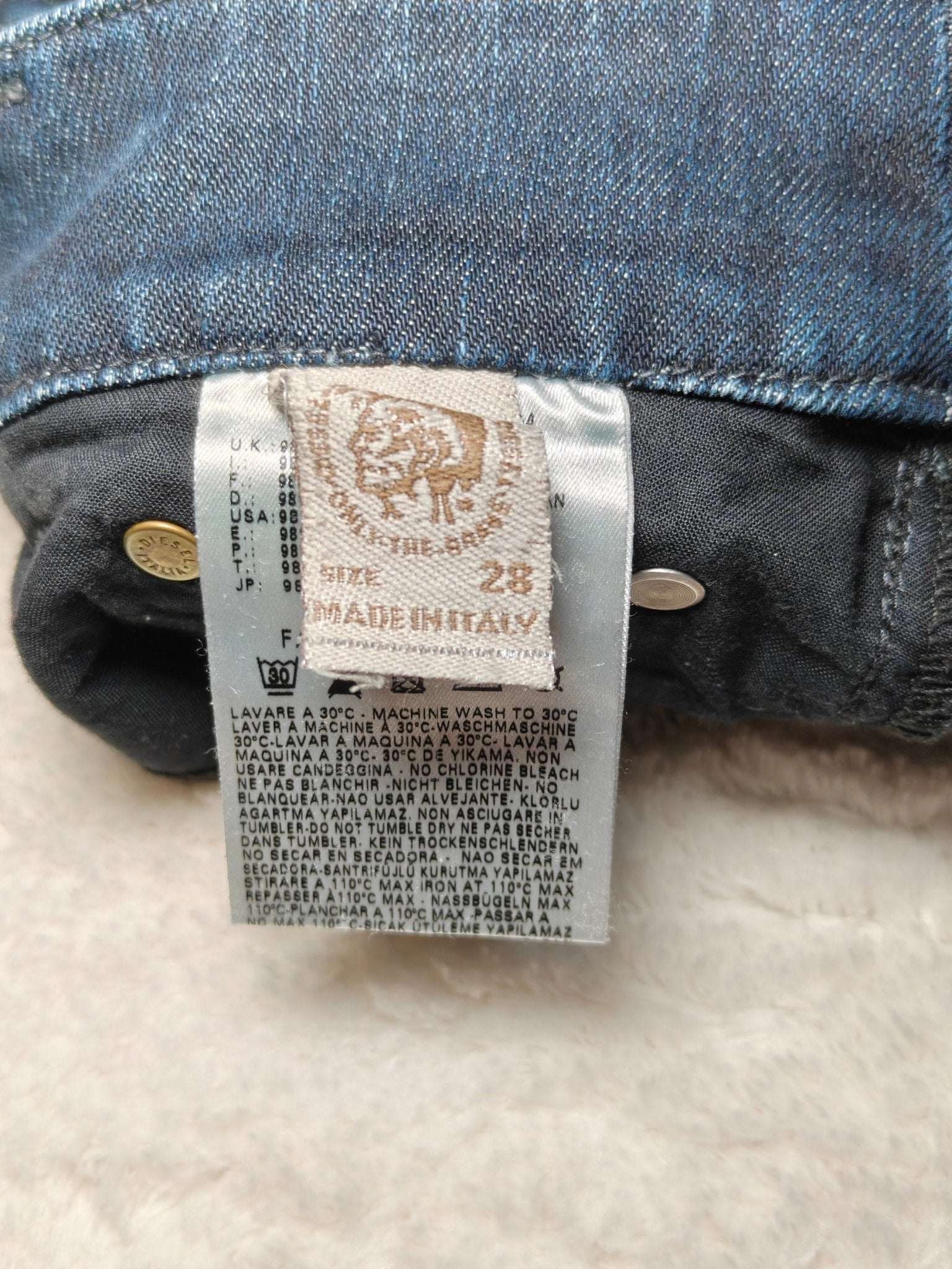 Women Diesel Louvely Dark Blue Wash 00AA8 Bootcut W28 L32 (EU 38/M) Jeans