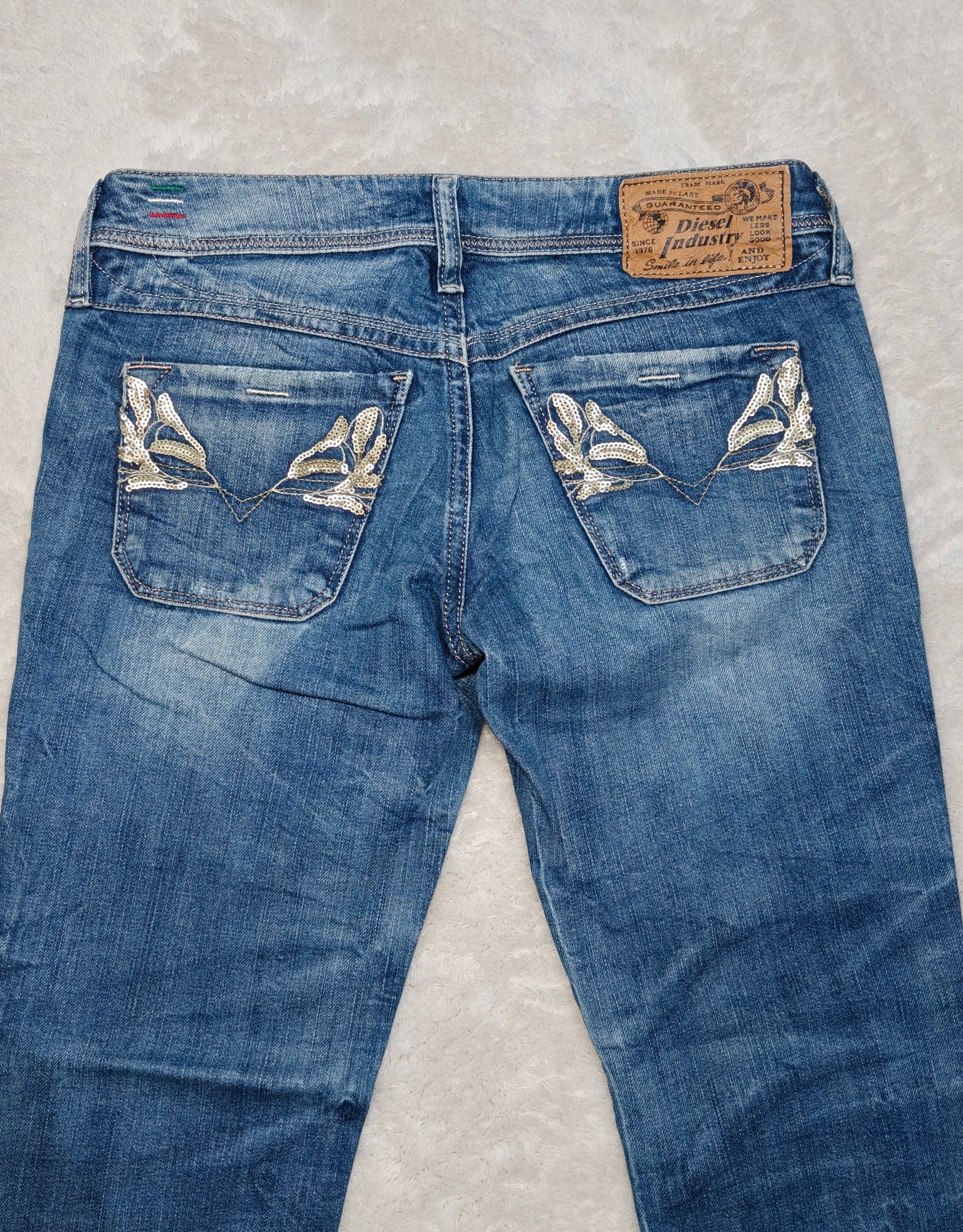 Women Diesel Lowky Blue Wash 008E4 Straight W26 L28 (EU 36/S) Jeans